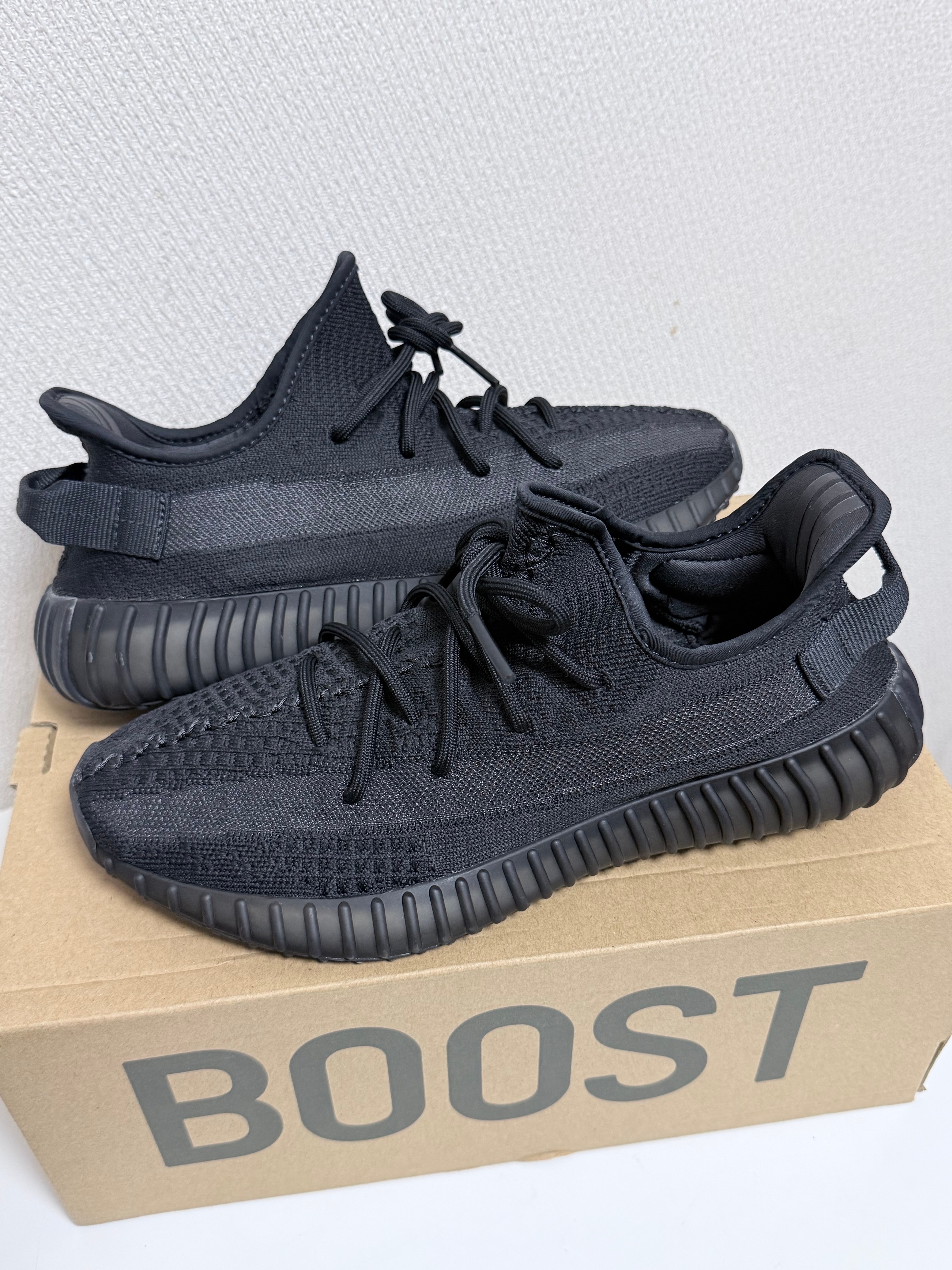 adidas YEEZY Boost 350V2 "Onyx"