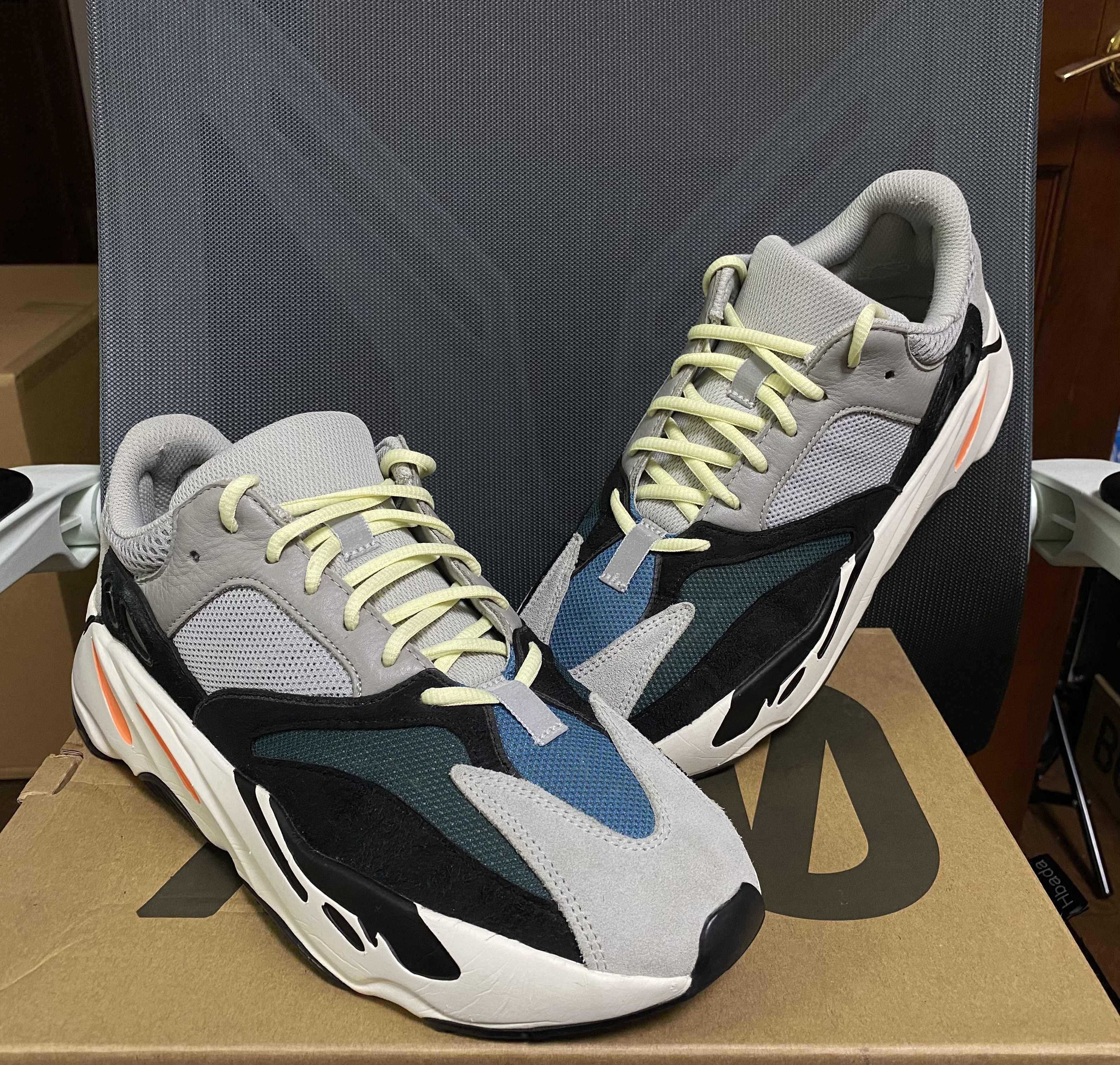 adidas YEEZY Boost 700 "Wave Runner"