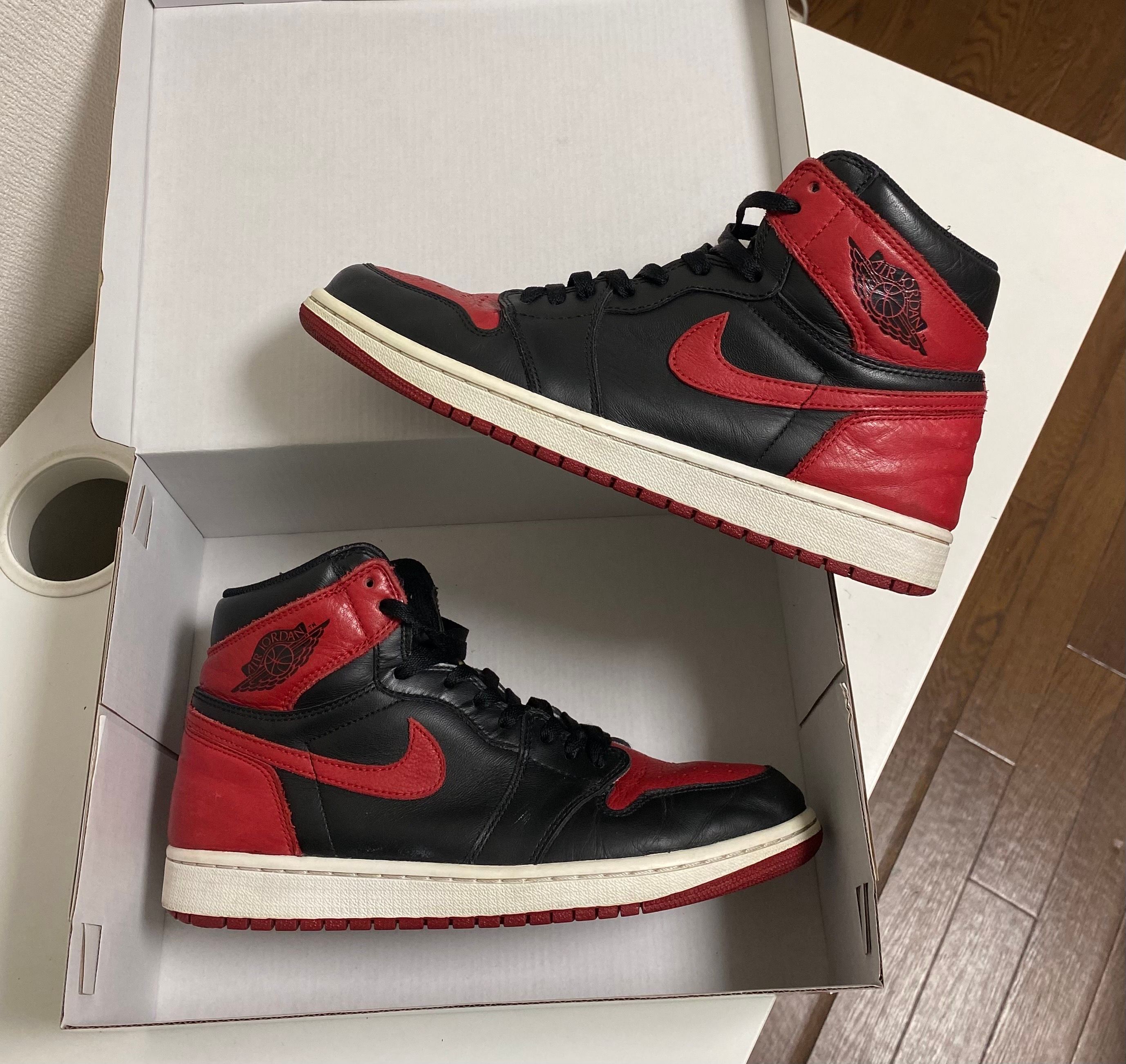 Nike Air Jordan 1 Retro High OG "Bred/Banned" (2016)