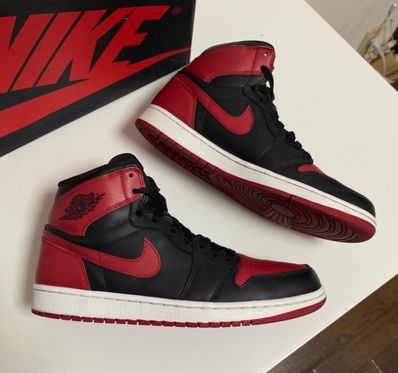 Nike Air Jordan 1 Retro High OG "Bred" (2013)