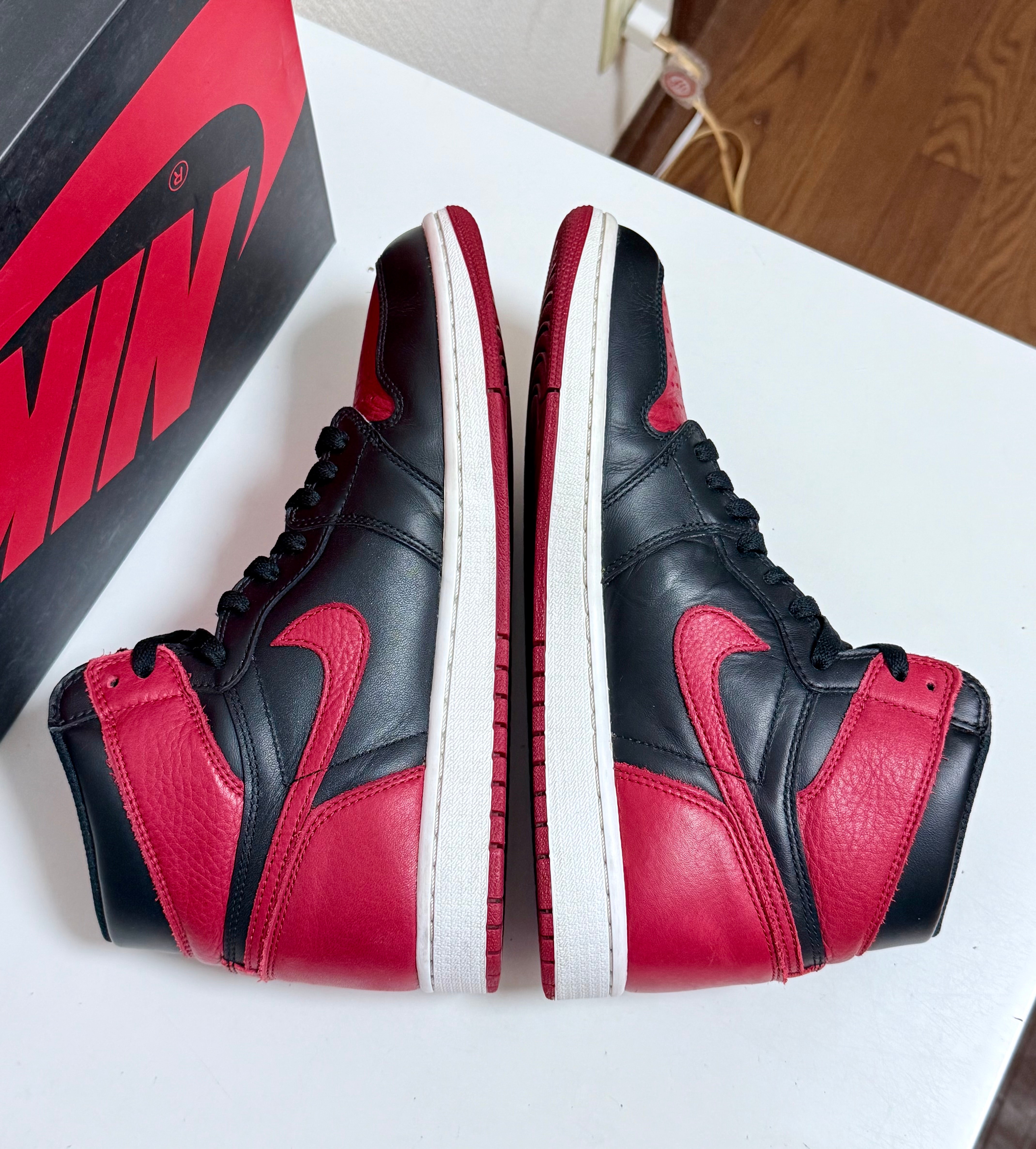 Nike Air Jordan 1 Retro High OG "Bred/Banned"