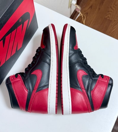 Nike Air Jordan 1 Retro High OG "Bred/Banned"