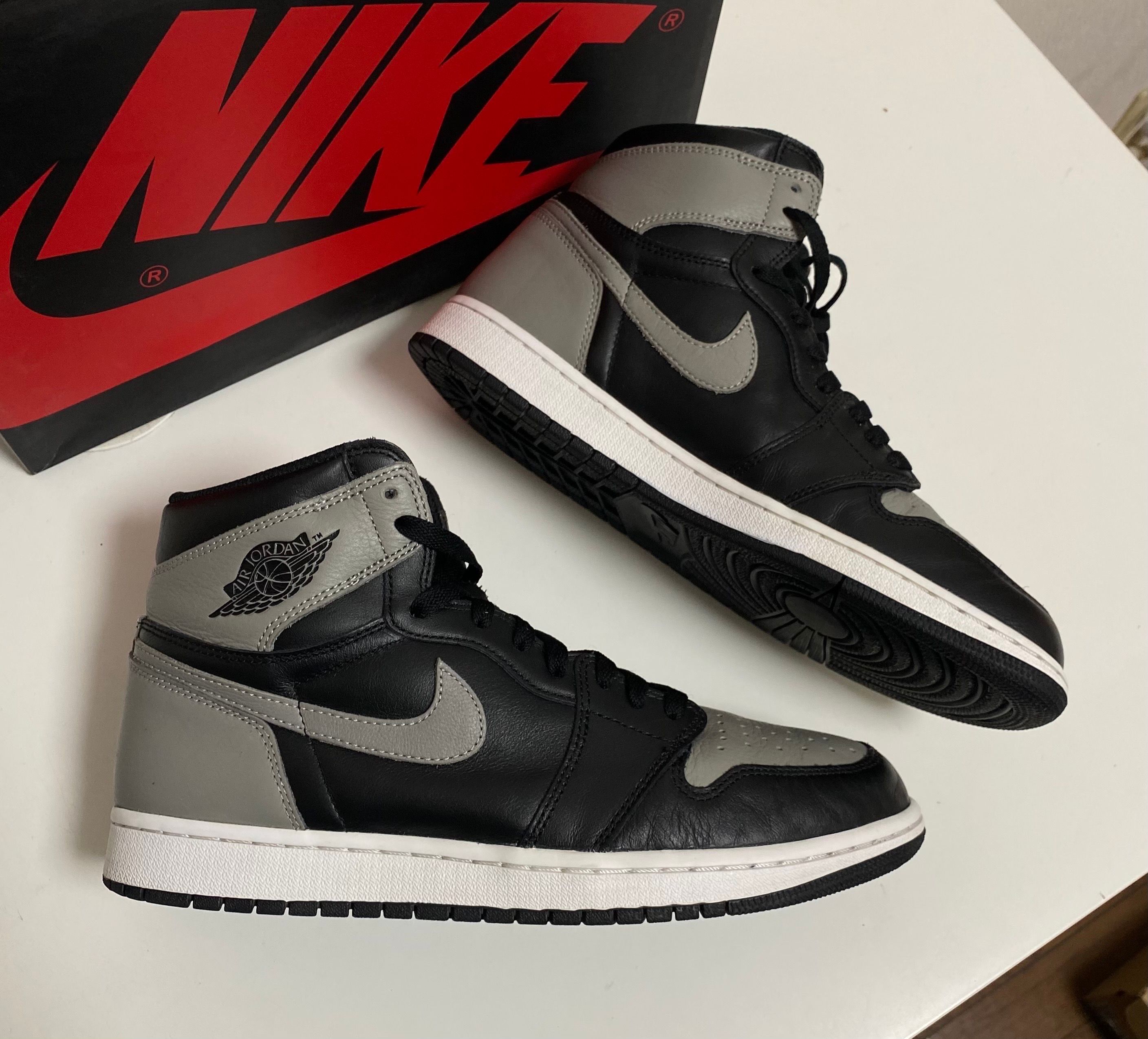 Nike Air Jordan 1 Retro High OG "Shadow"(2018)