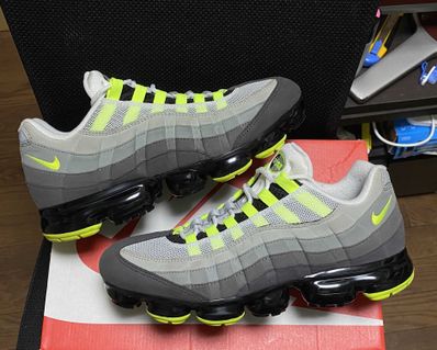 Nike Air Vapormax 95 "Neon"