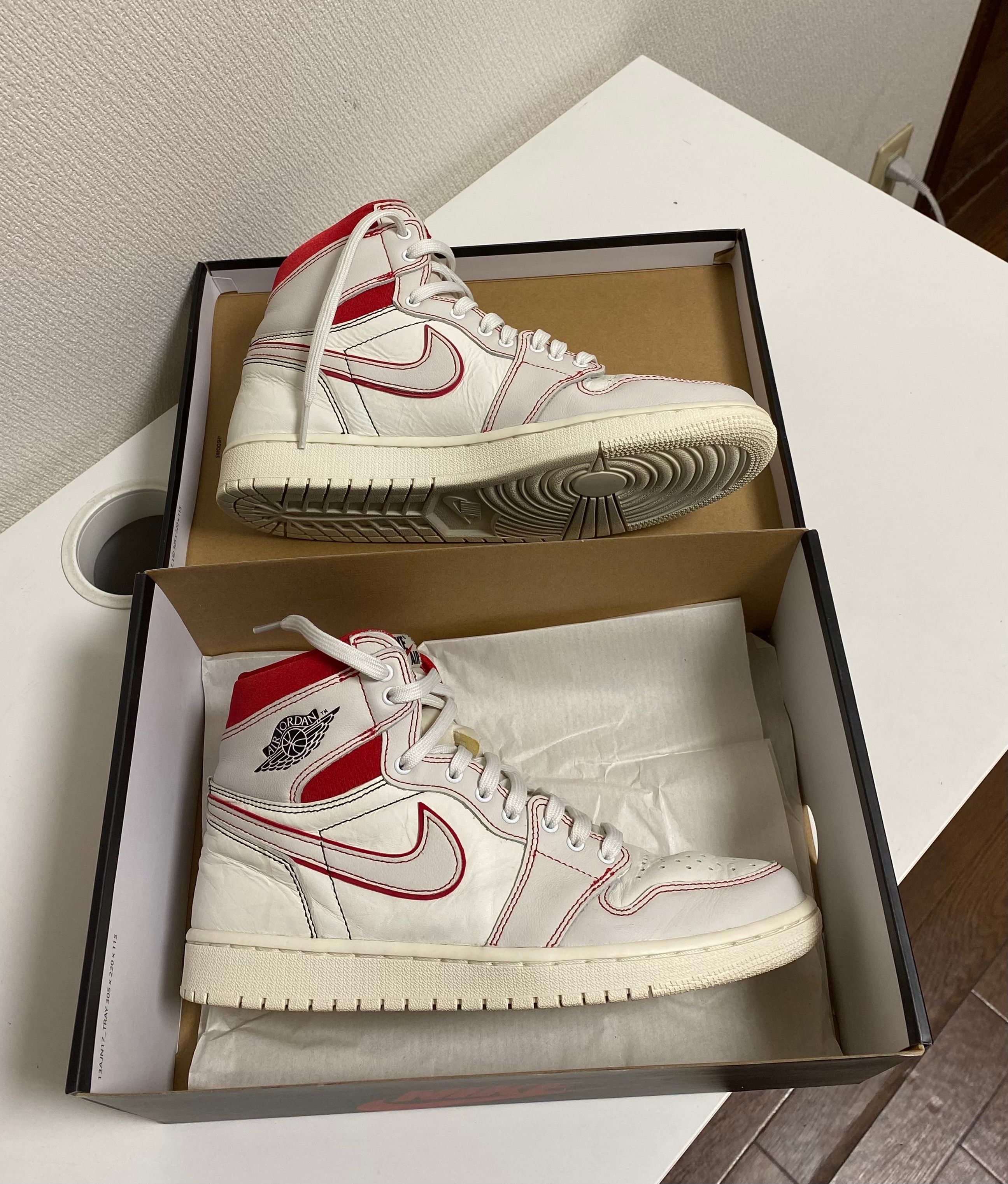 Nike Air Jordan 1 Retro High OG "Sail/University Red"     