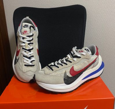 sacai × Nike Vapor Waffle "Royal Fuchsia"