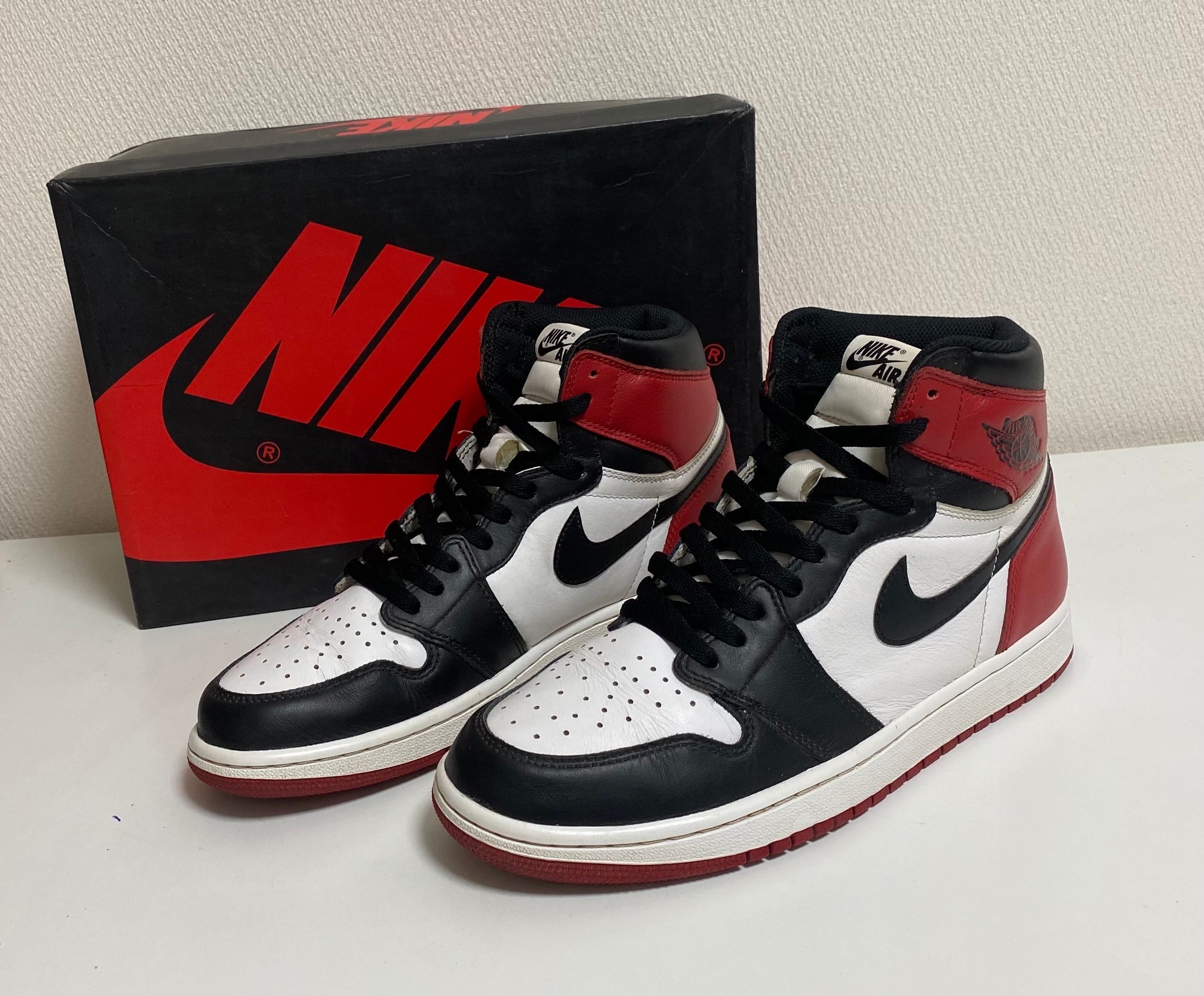 Nike Air Jordan 1 Retro High OG "Black Toe"(2016)