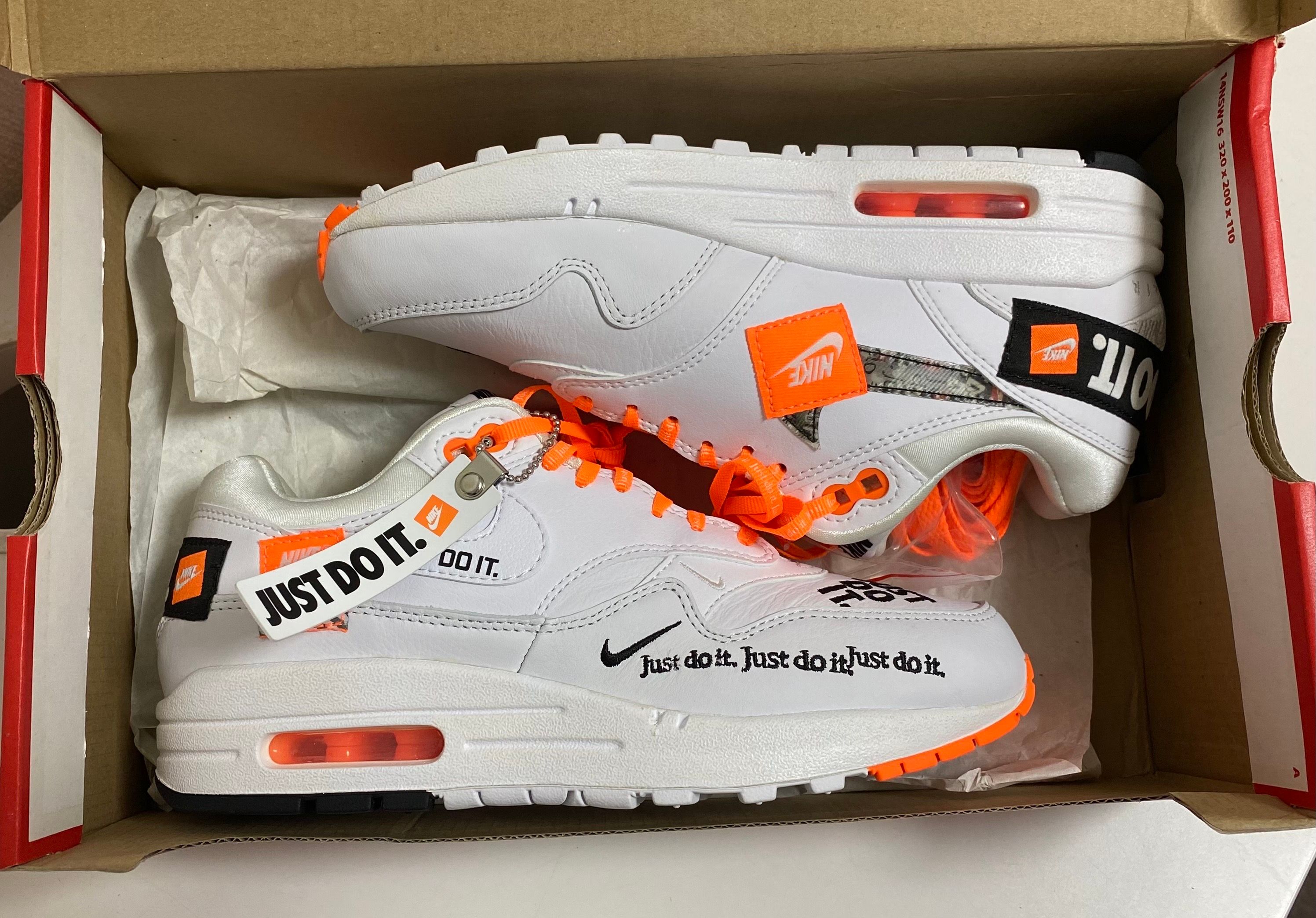 NIKE Women's AIR MAX 1 "WHITE JUST DO IT COLLECTION"