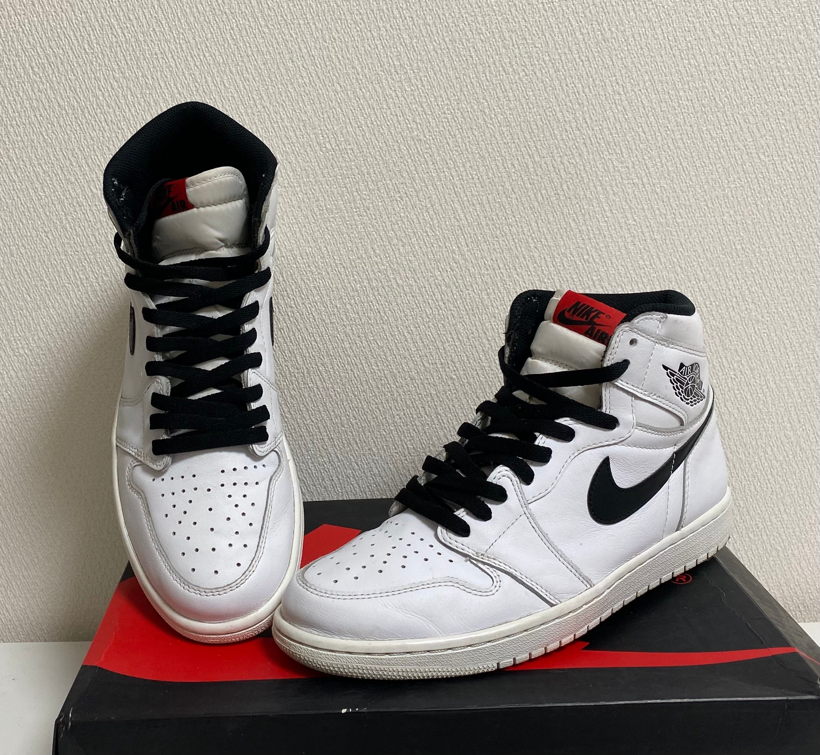 Nike Air Jordan 1 Retro High "Yin Yang White"
