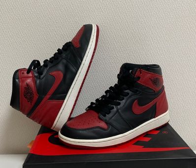 Nike Air Jordan 1 Retro High OG "Bred/Banned" (2016)