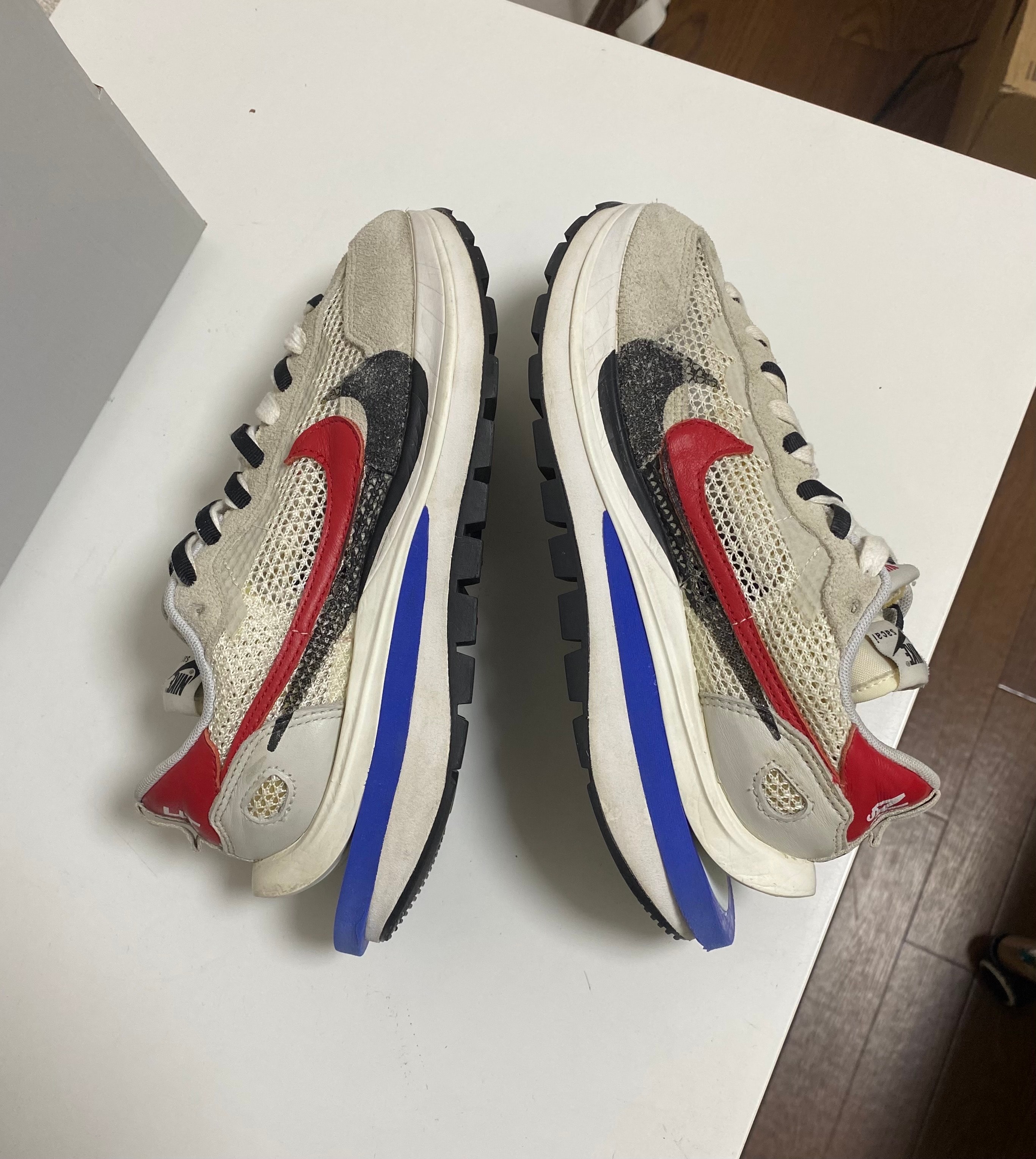 sacai × Nike Vapor Waffle "Royal Fuchsia"