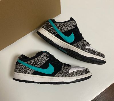 Nike SB Dunk Low "Elephant/Safari"
