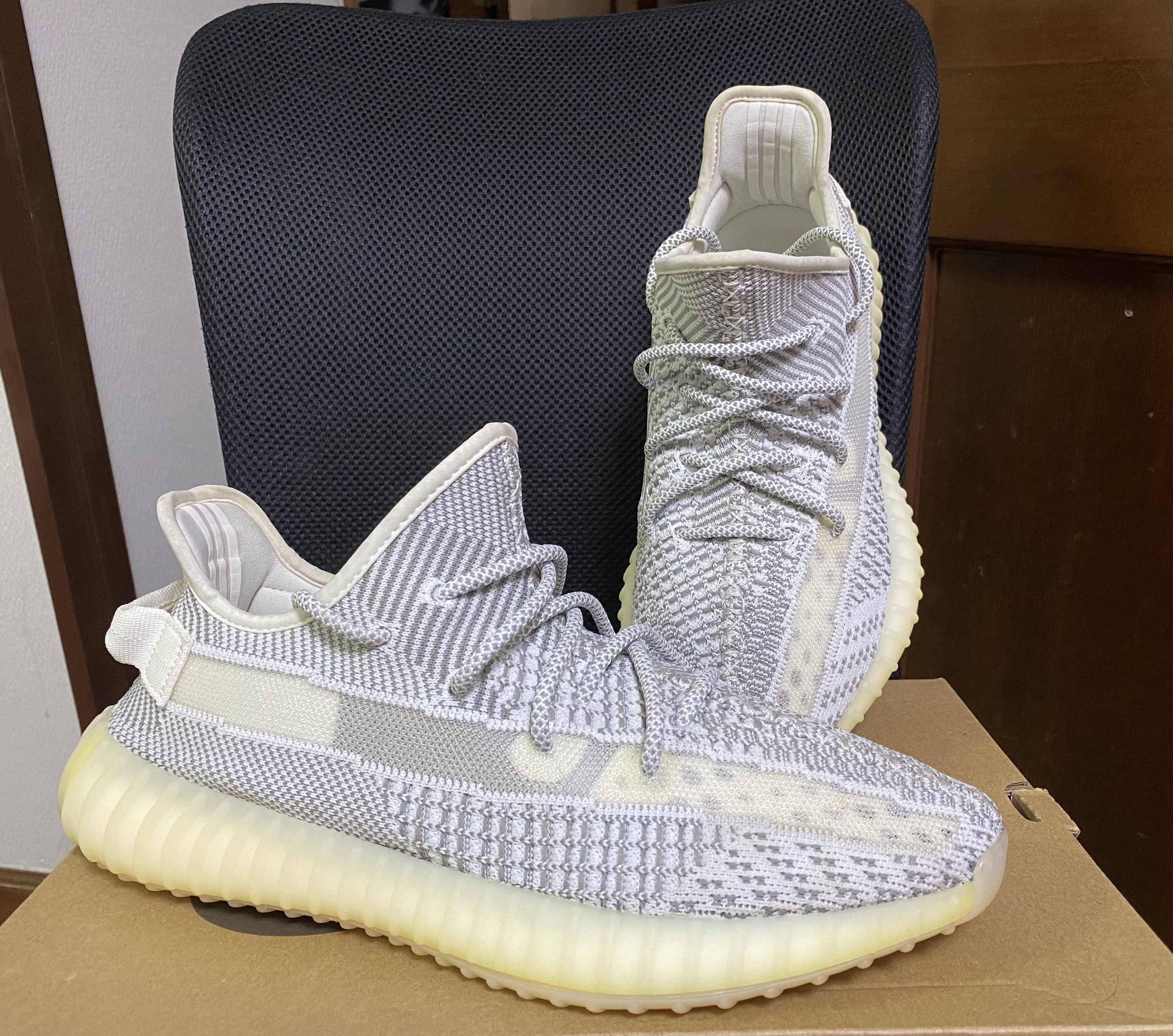 adidas YEEZY Boost 350V2 "Static"