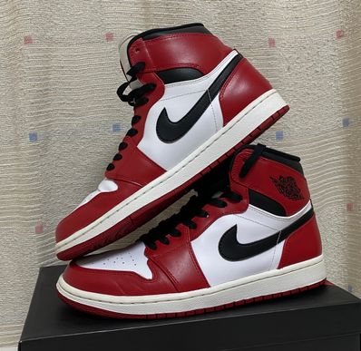 Nike Air Jordan 1 Retro High "Chicago" (2013)