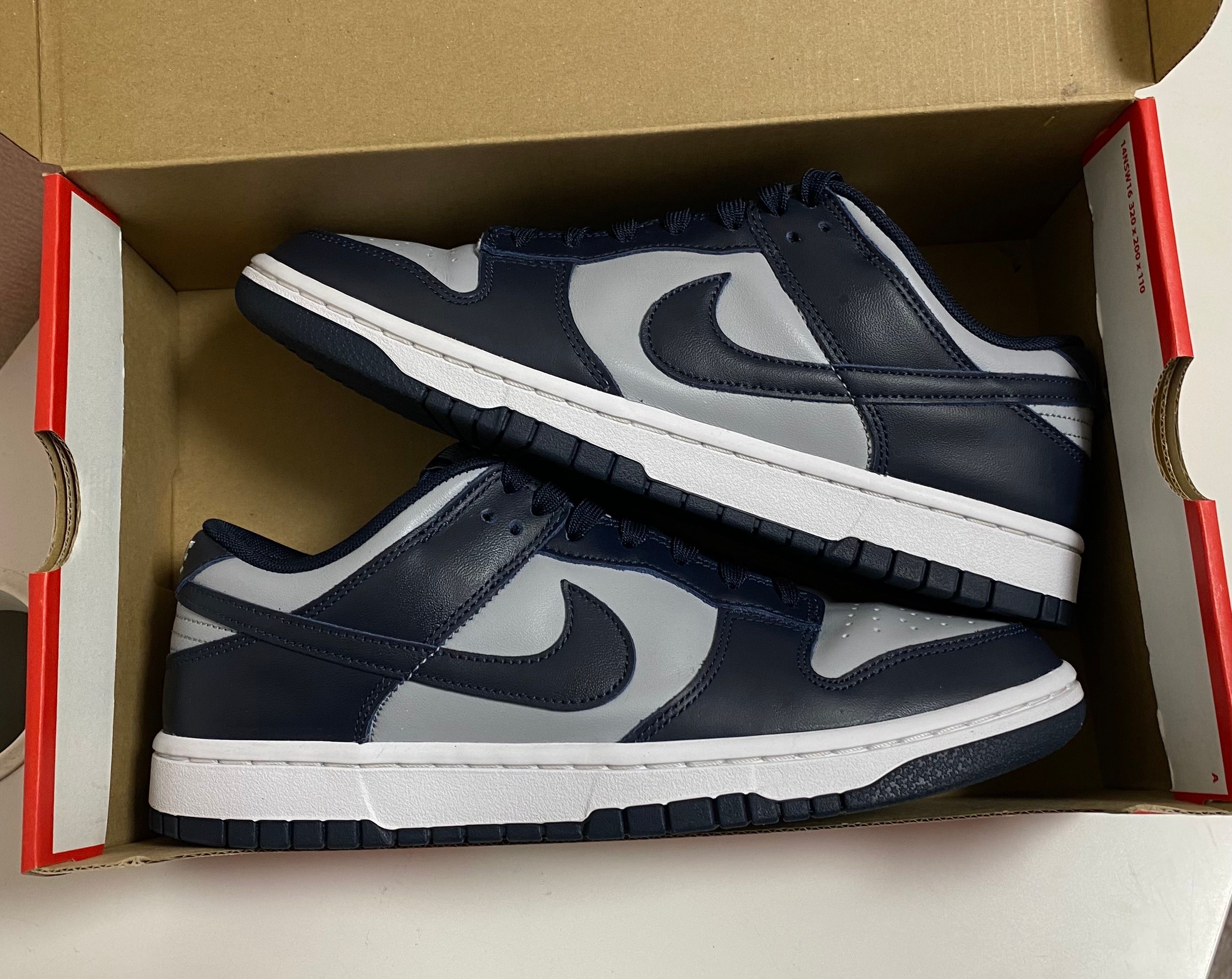 Nike Dunk Low "Championship Grey"