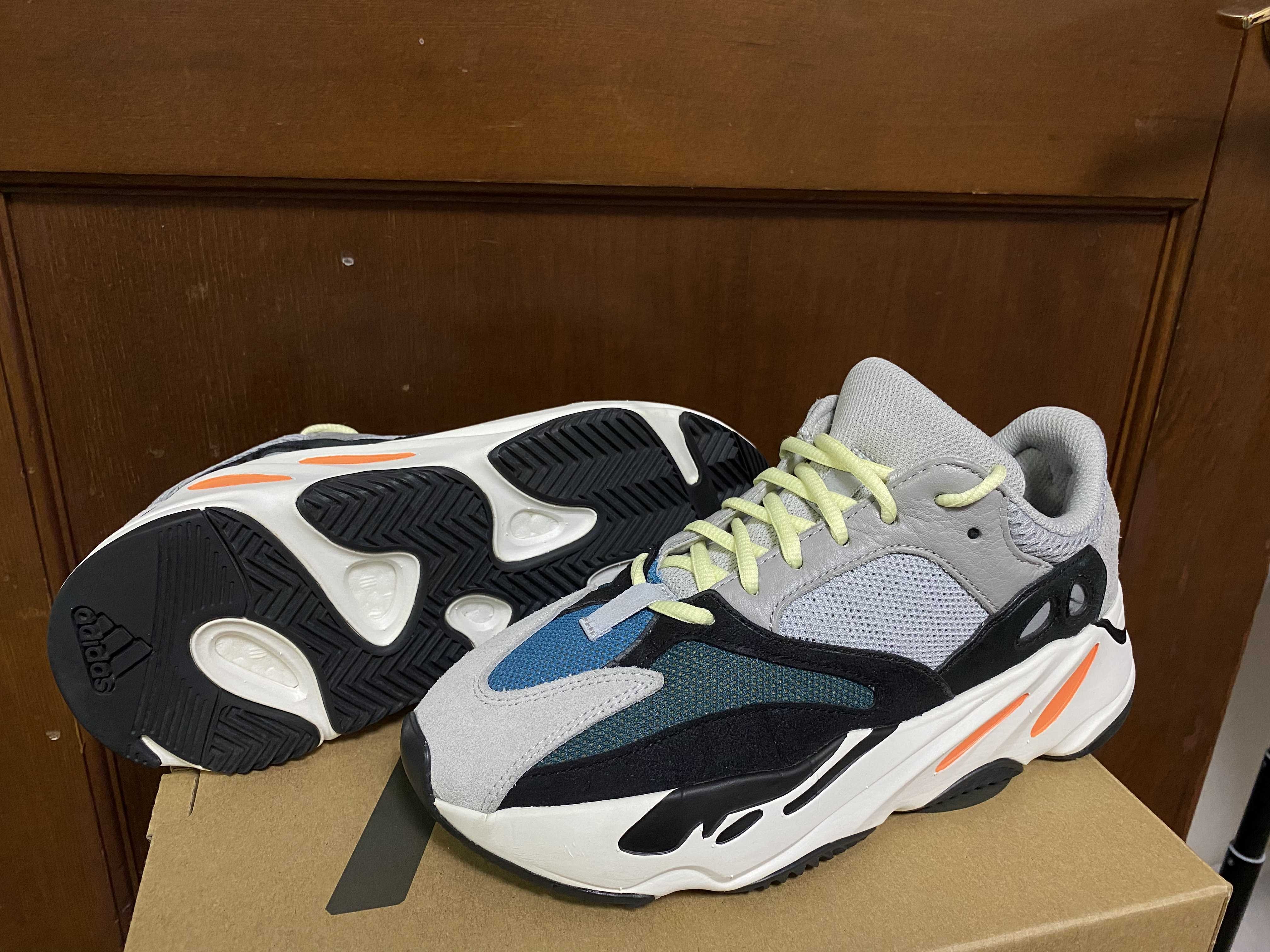 adidas YEEZY Boost 700 "Wave Runner"