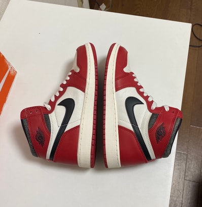 Nike GS Air Jordan 1 High OG "Lost & Found/Chicago"