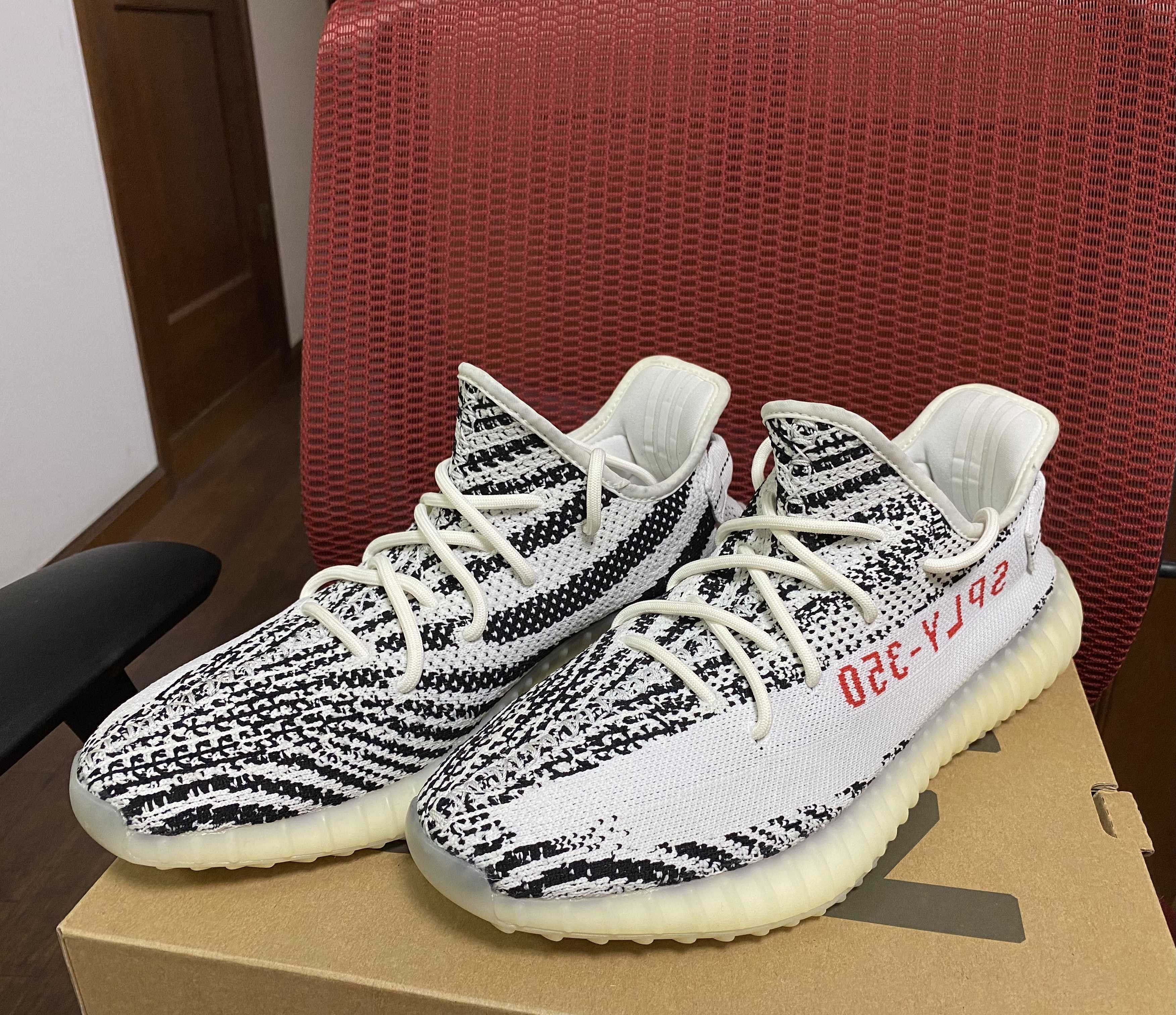 adidas YEEZY Boost 350 V2 "Zebra"
