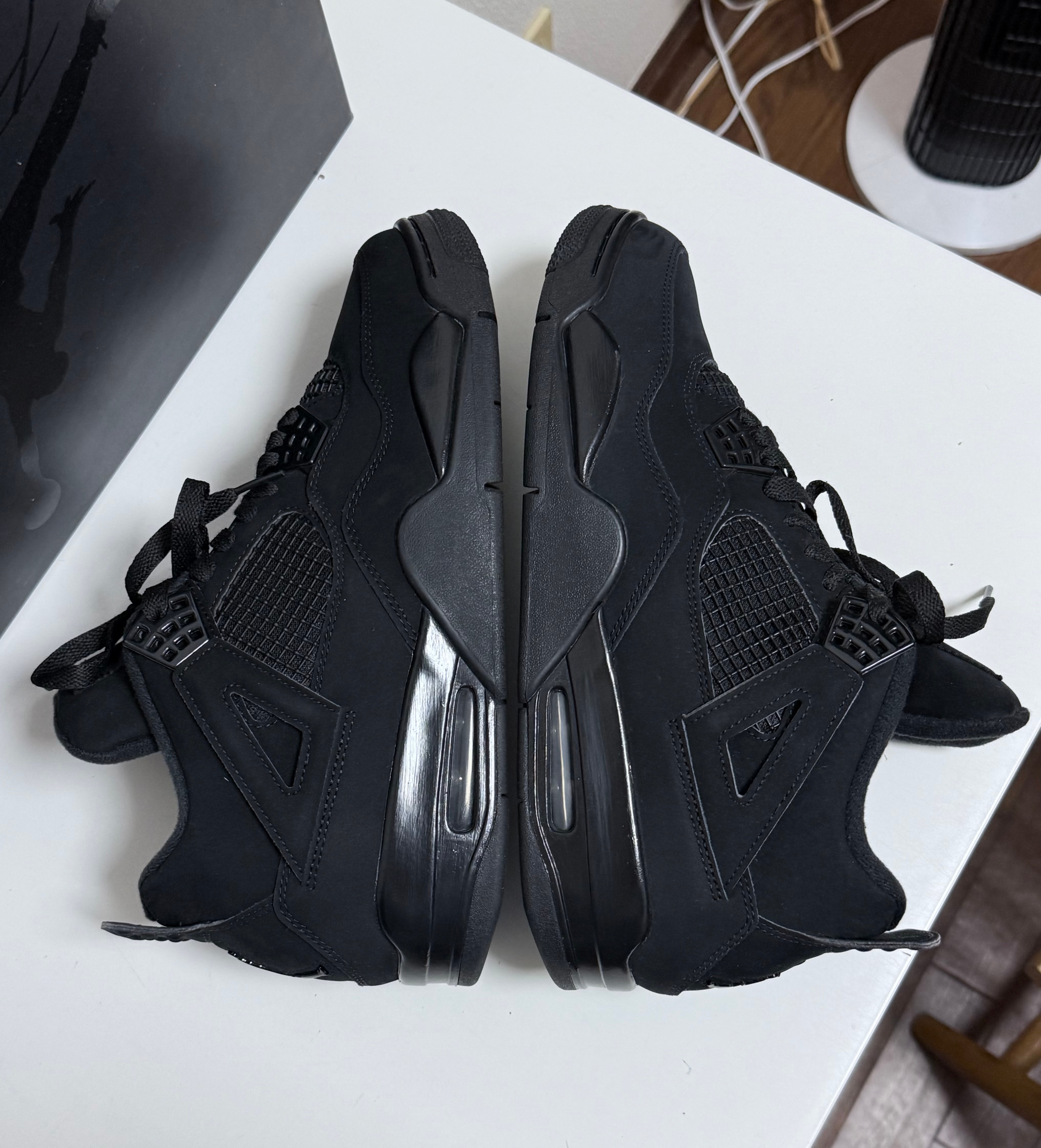 Nike Air Jordan 4 "Black Cat"