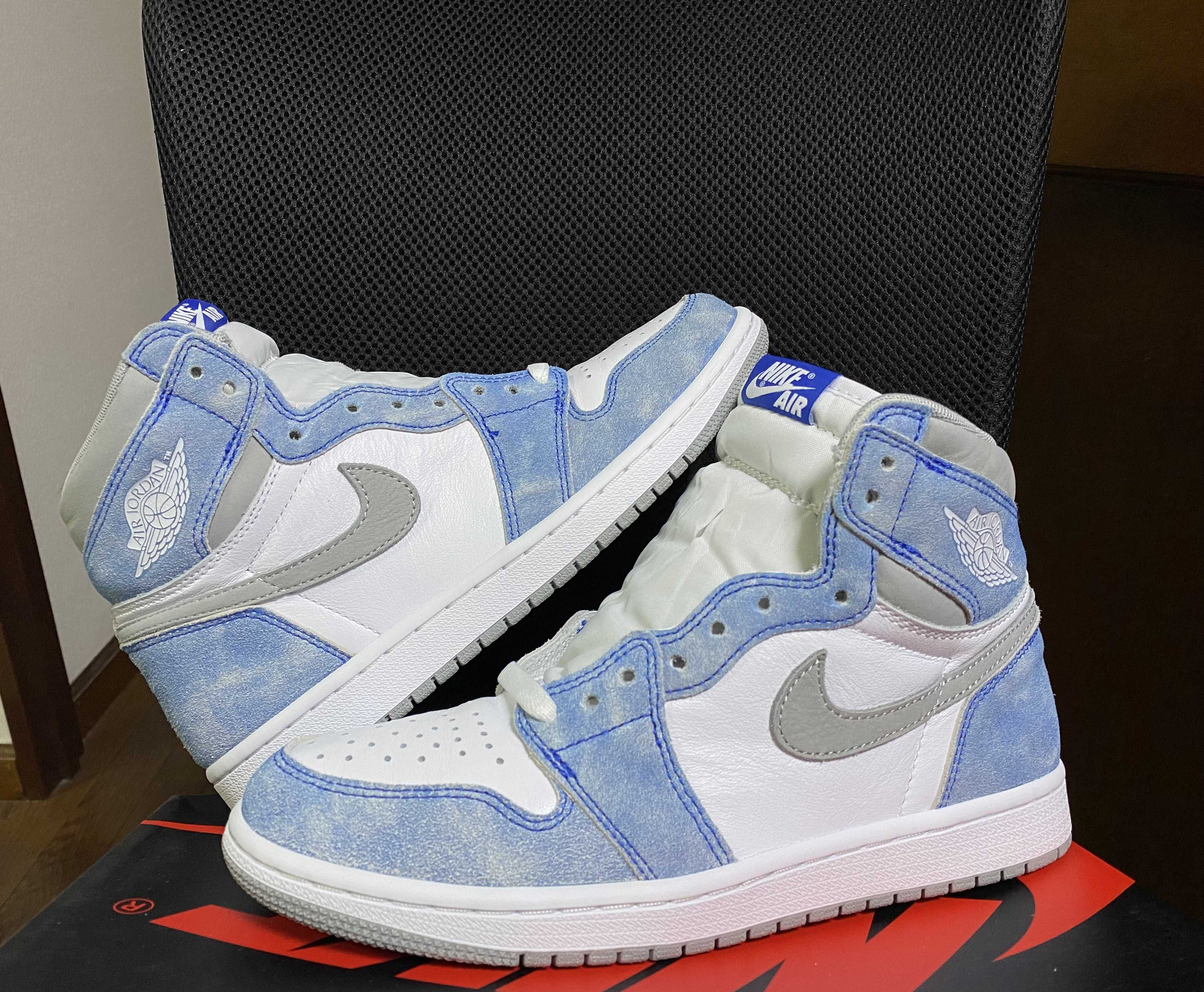 Nike Air Jordan 1 High OG "Hyper Royal"