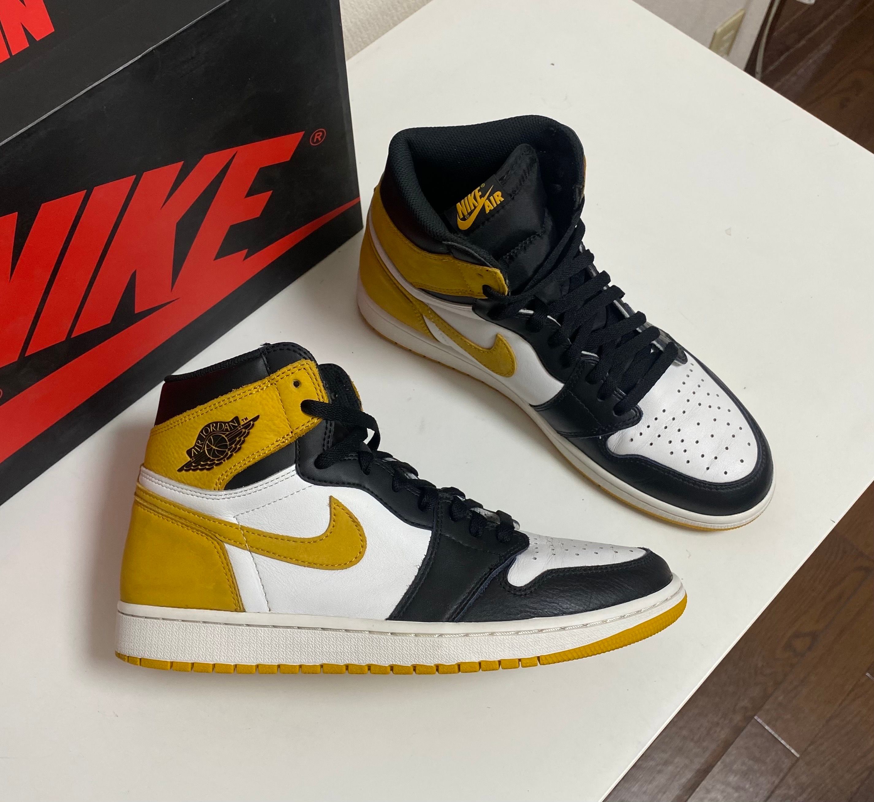 Nike Air Jordan 1 Retro High OG "Black Toe/Yellow Ochre"