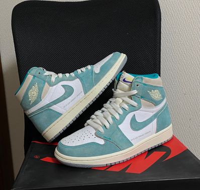 Nike Air Jordan 1 Retro High OG "Turbo Green"