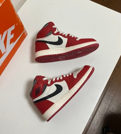 Nike GS Air Jordan 1 High OG "Lost & Found/Chicago"