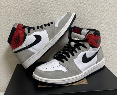 Nike Air Jordan 1 High OG "White/Black/Light Smoke Grey"