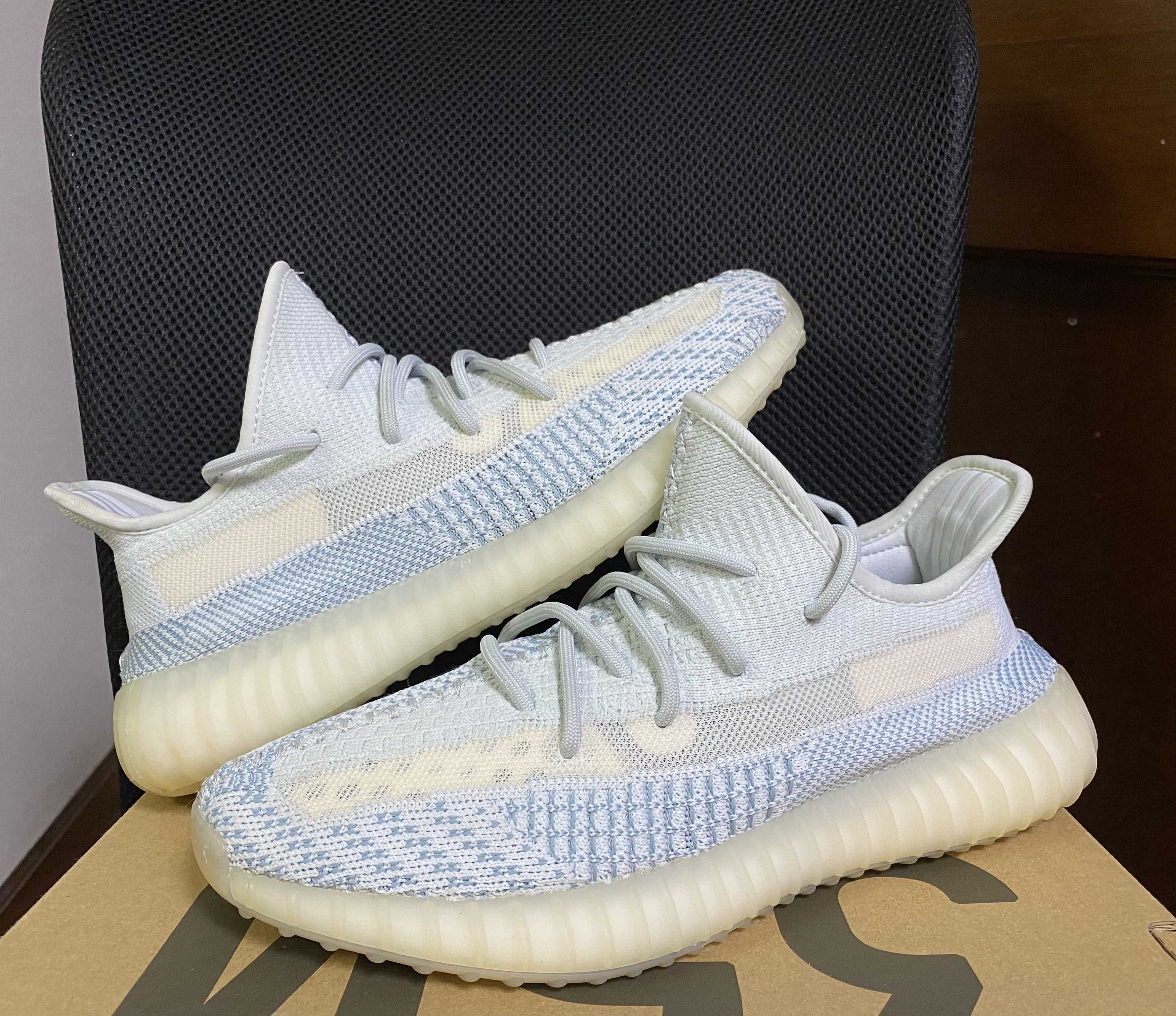 adidas YEEZY Boost 350 V2 "Cloud White"