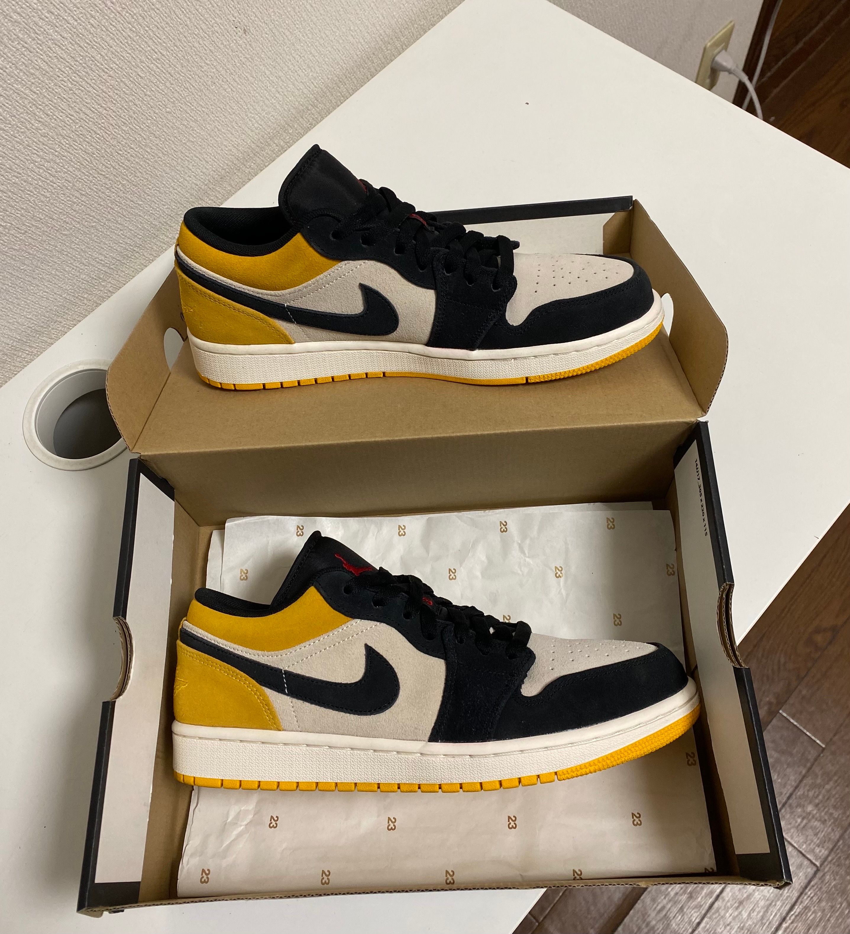 Nike Air Jordan 1 Low "Sail University Gold Black"
