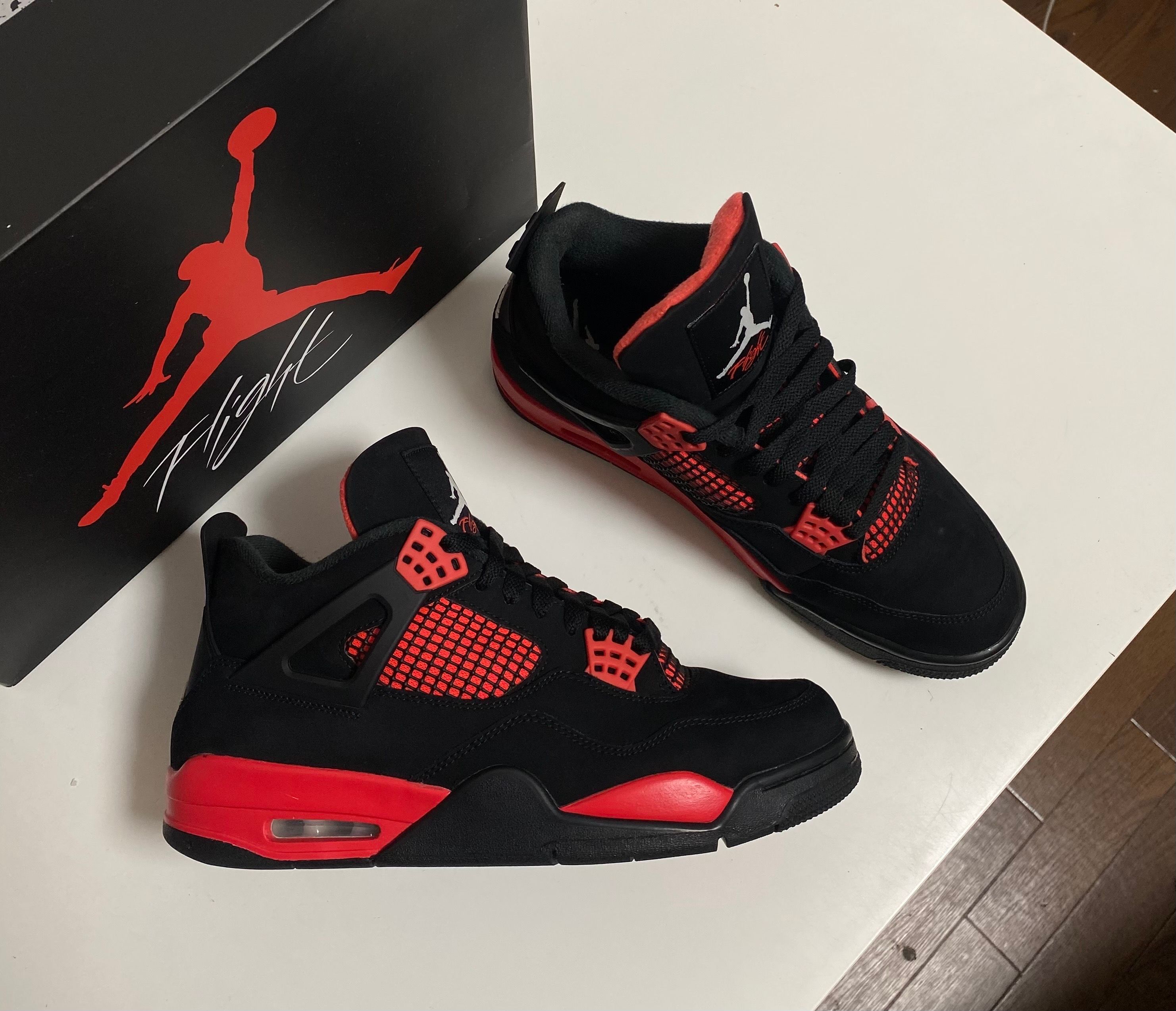 Nike Air Jordan 4 "Red Thunder/Crimson"