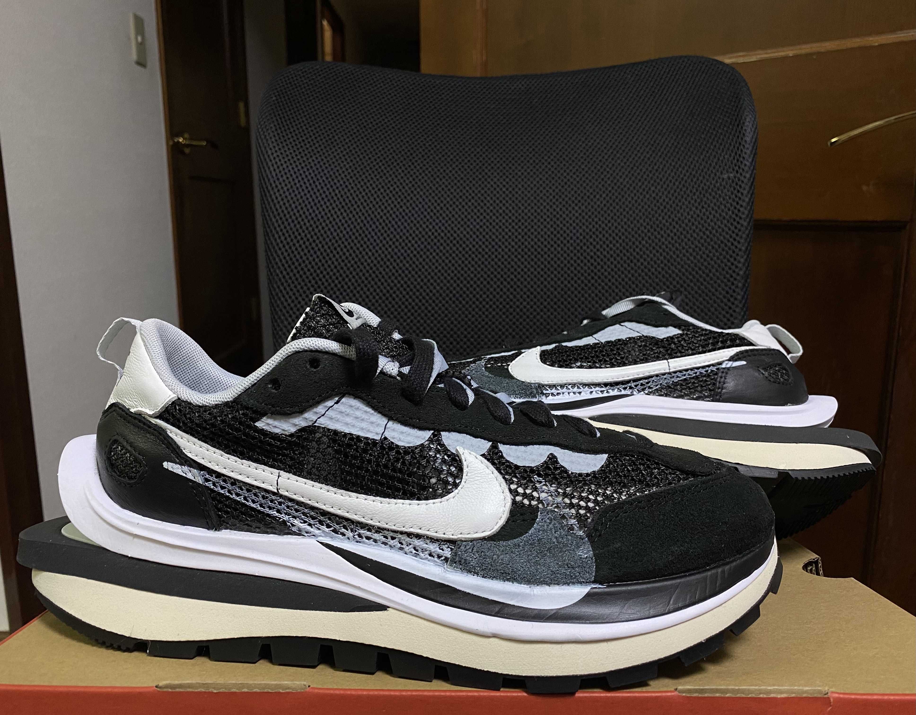 sacai × Nike Vapor Waffle "Black and White"