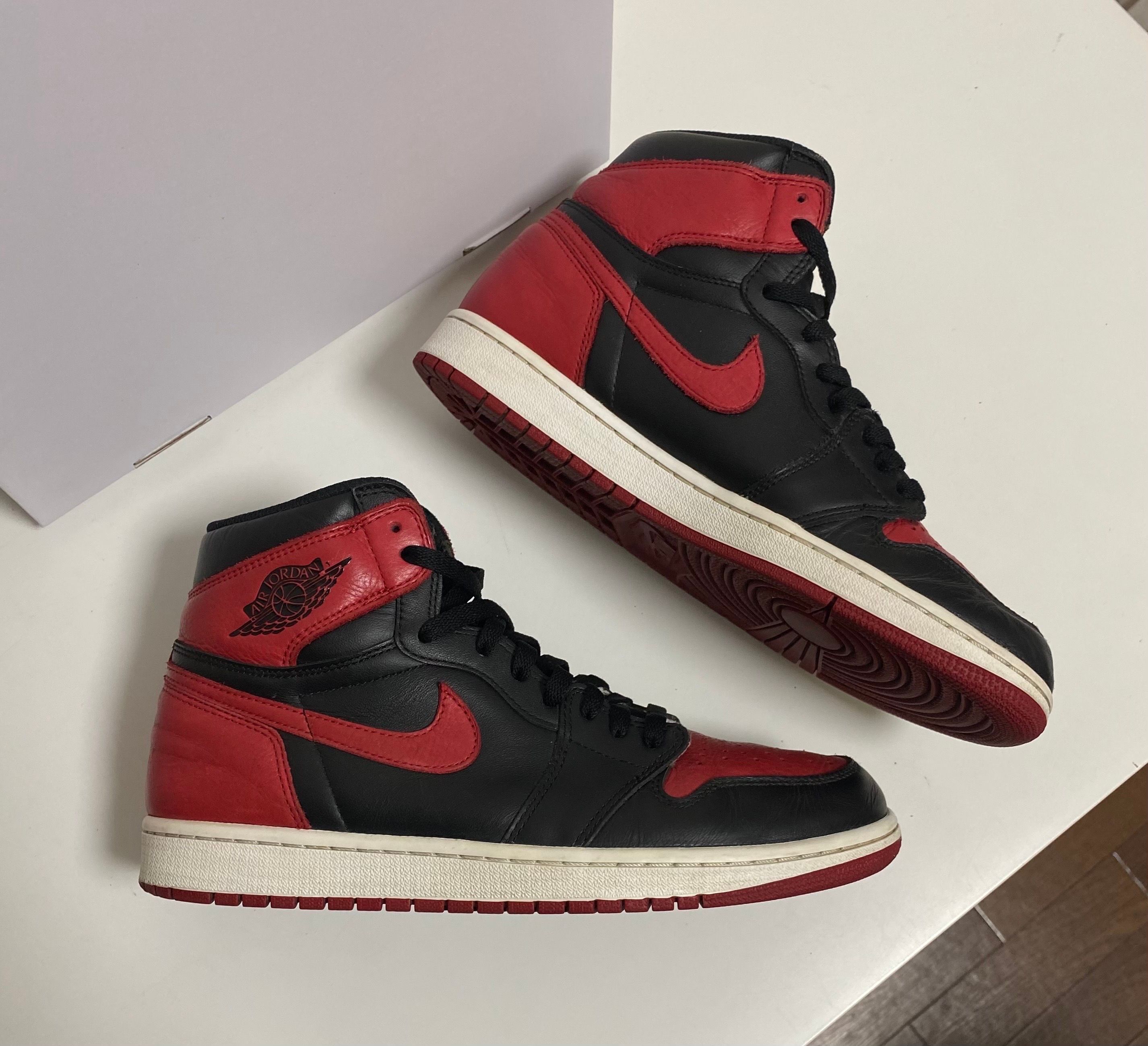 Nike Air Jordan 1 Retro High OG "Bred/Banned" (2016)