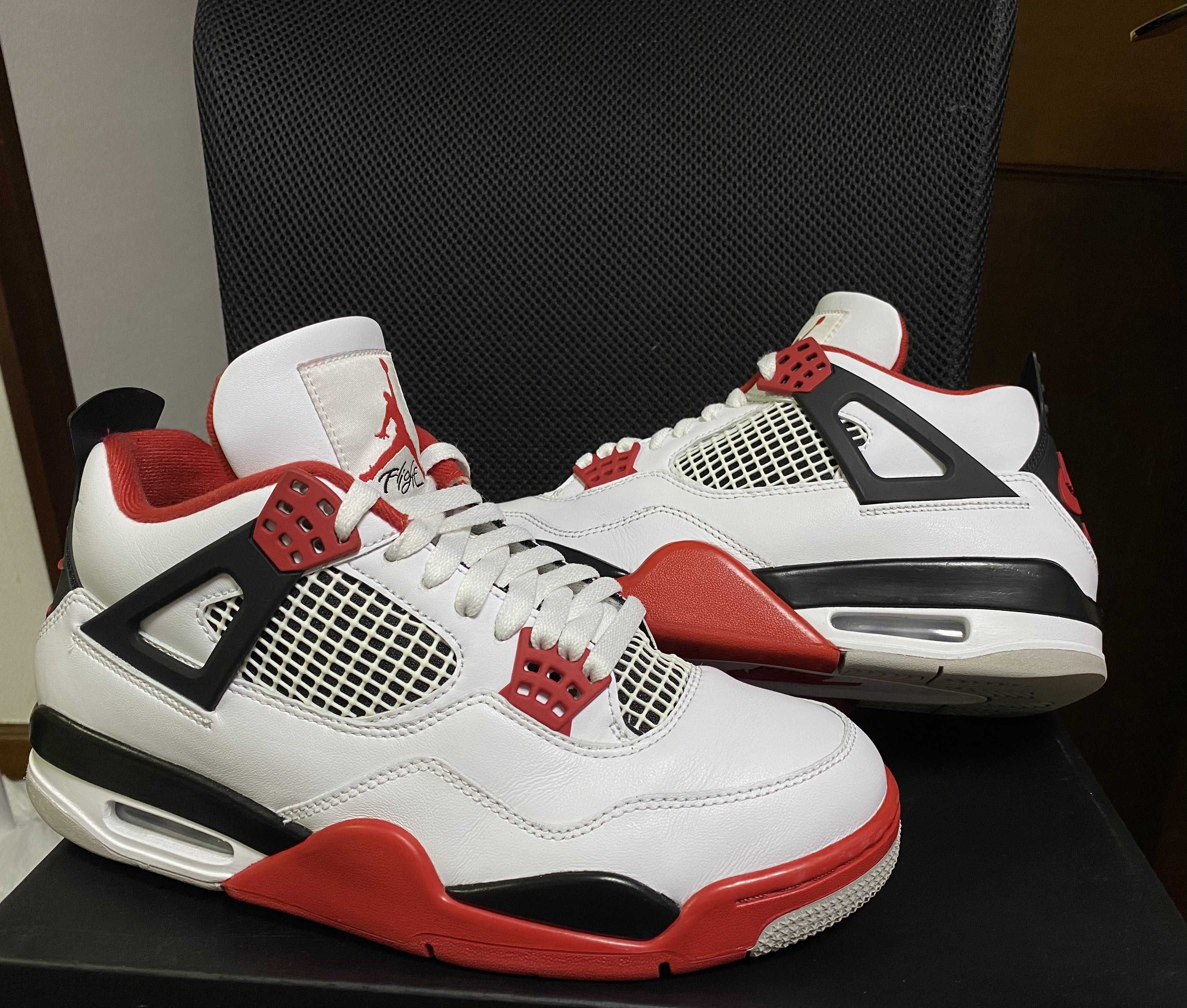 Nike Air Jordan 4 Retro OG "Fire Red" (2020)