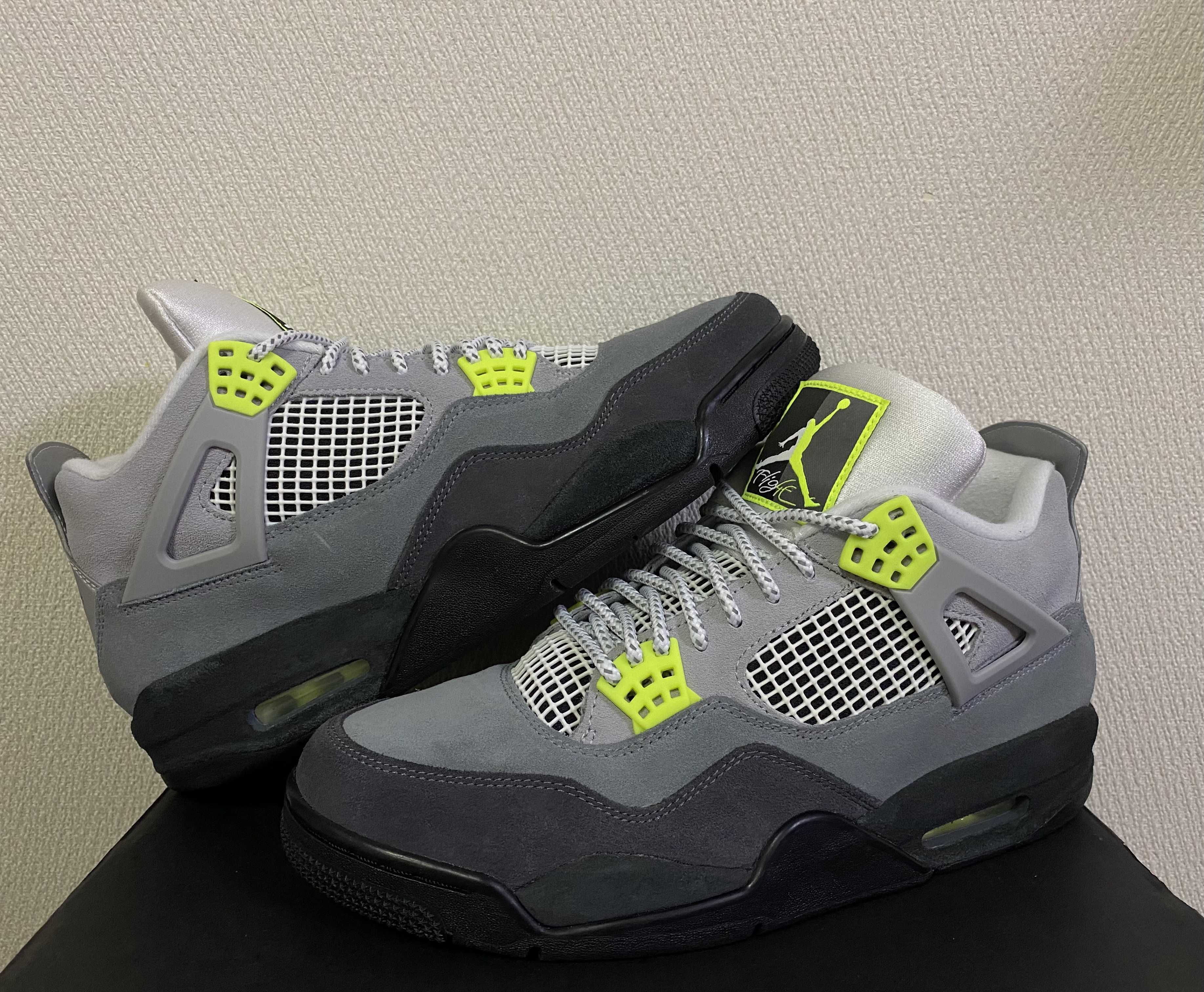 NIKE AIR JORDAN 4 RETRO LE "NEON"