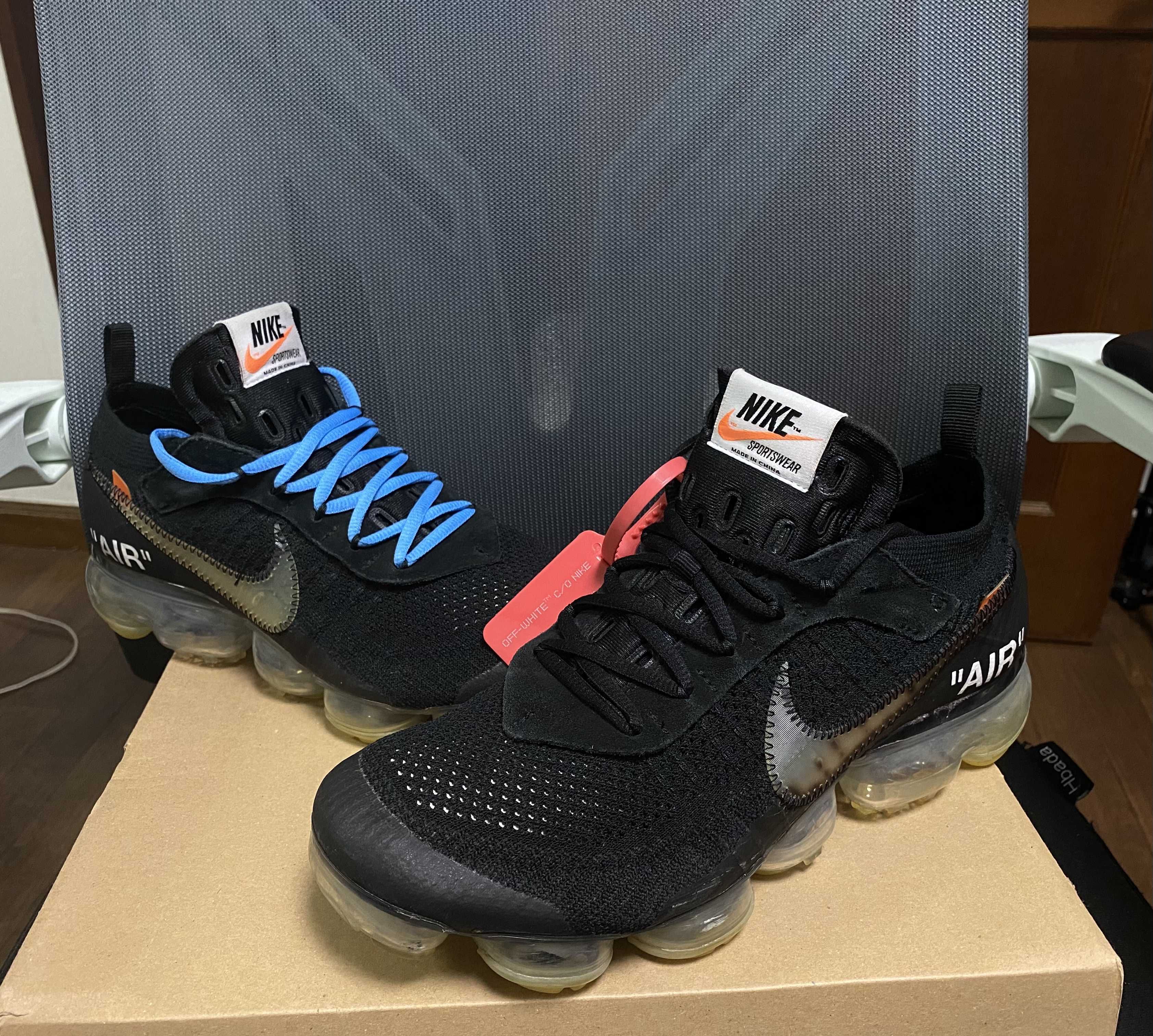 Off-White × Nike Air Vapormax "Black/Total Orange/Clear"