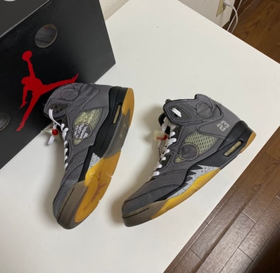 Off-White × Nike Air Jordan 5 "Black/Muslin/Fire Red"