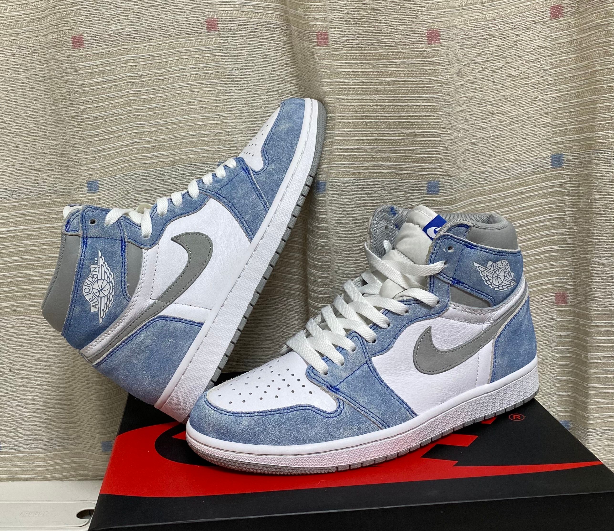 Nike Air Jordan 1 High OG "Hyper Royal"
