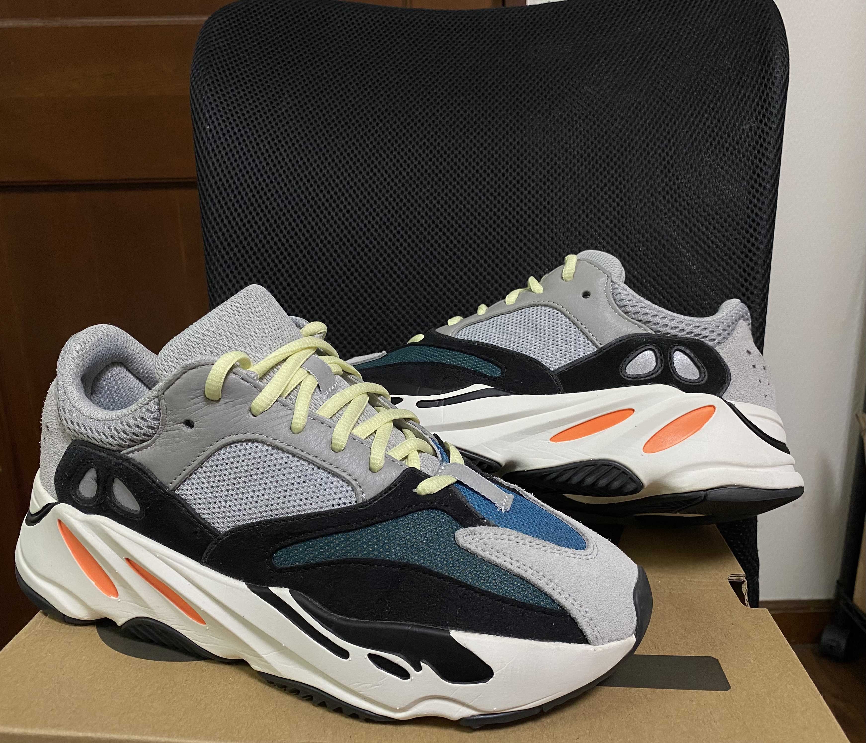 adidas YEEZY Boost 700 "Wave Runner"
