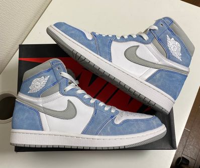 Nike Air Jordan 1 High OG "Hyper Royal"