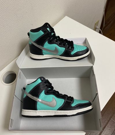 Diamond Supply × Nike SB Dunk High "Tiffany"