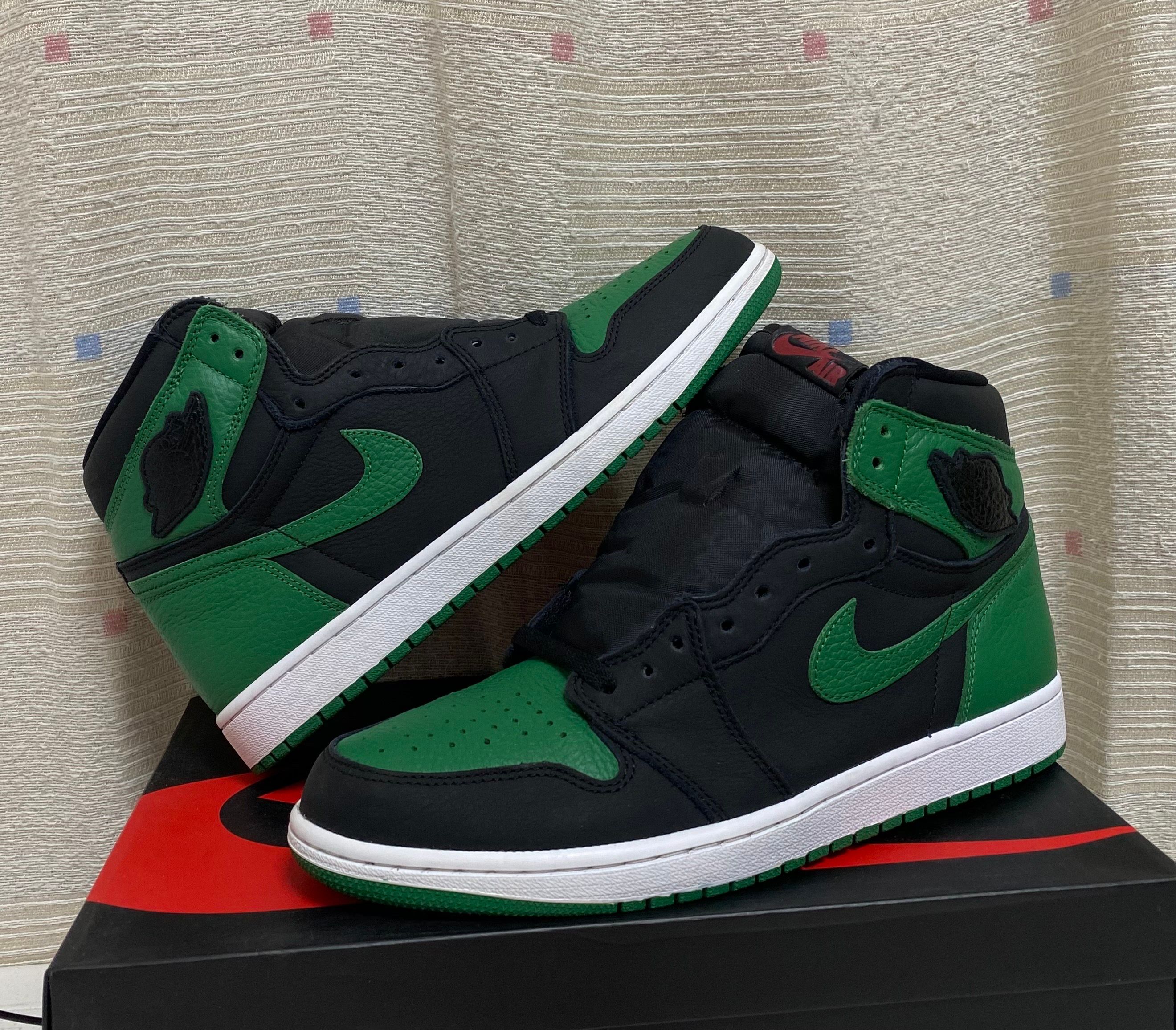 Nike Air Jordan 1 Retro High OG "Black/Pine Green" (2020)
