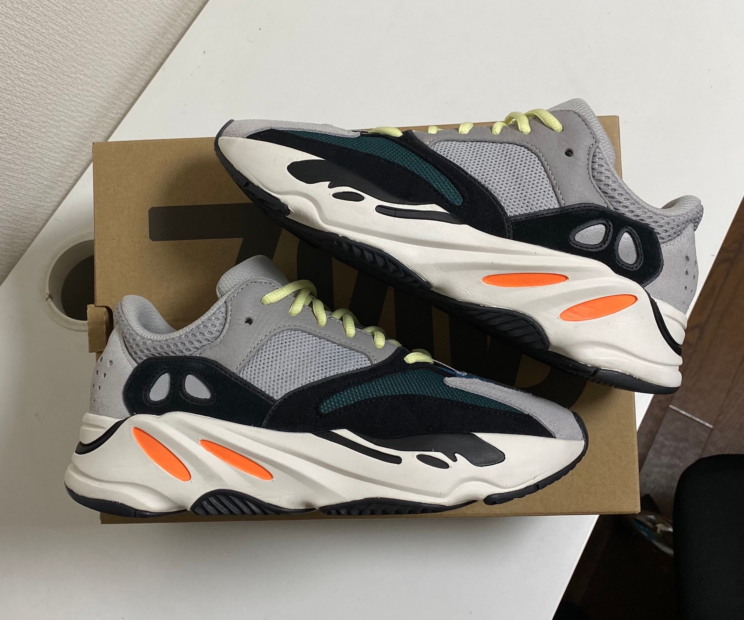adidas YEEZY Boost 700 "Wave Runner"