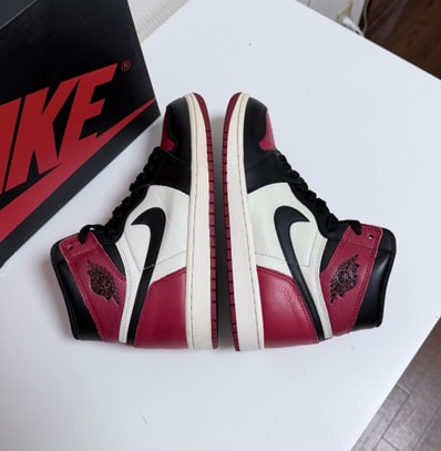 Nike Air Jordan 1 Retro High OG "Bred Toe"