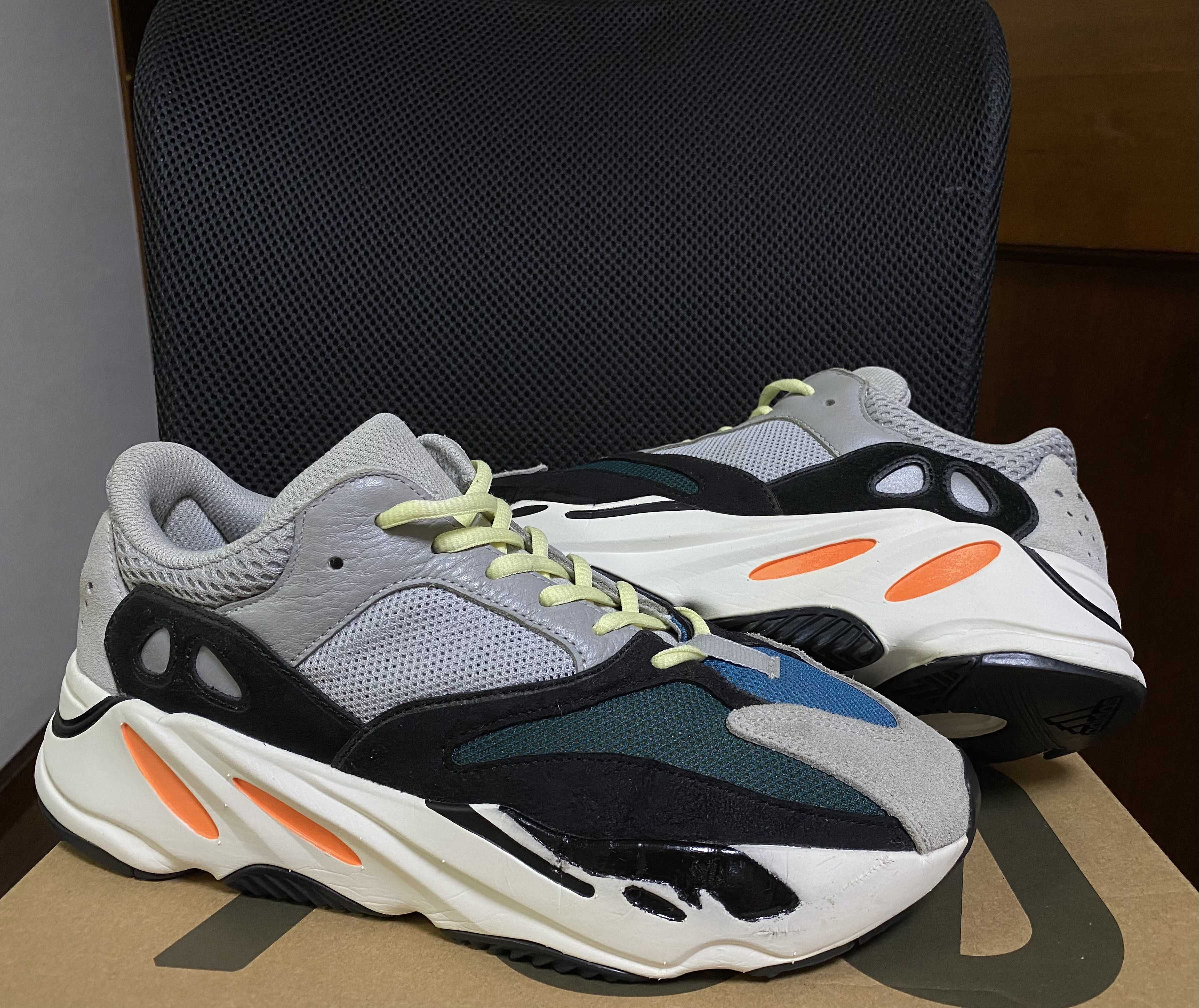adidas YEEZY Boost 700 "Wave Runner"