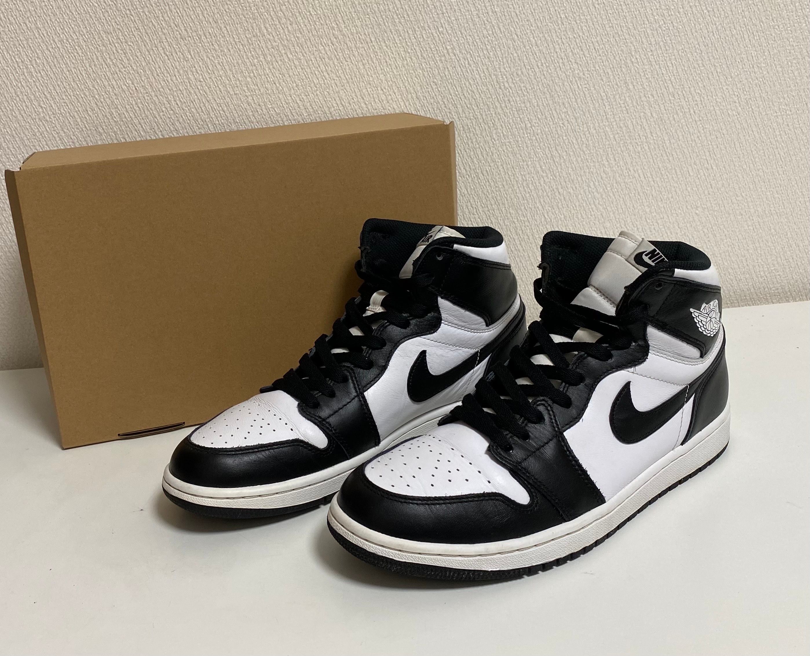 Nike Air Jordan 1 Retro High OG "Black/White"