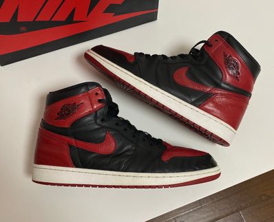Nike Air Jordan 1 Retro High OG "Bred/Banned" (2016)