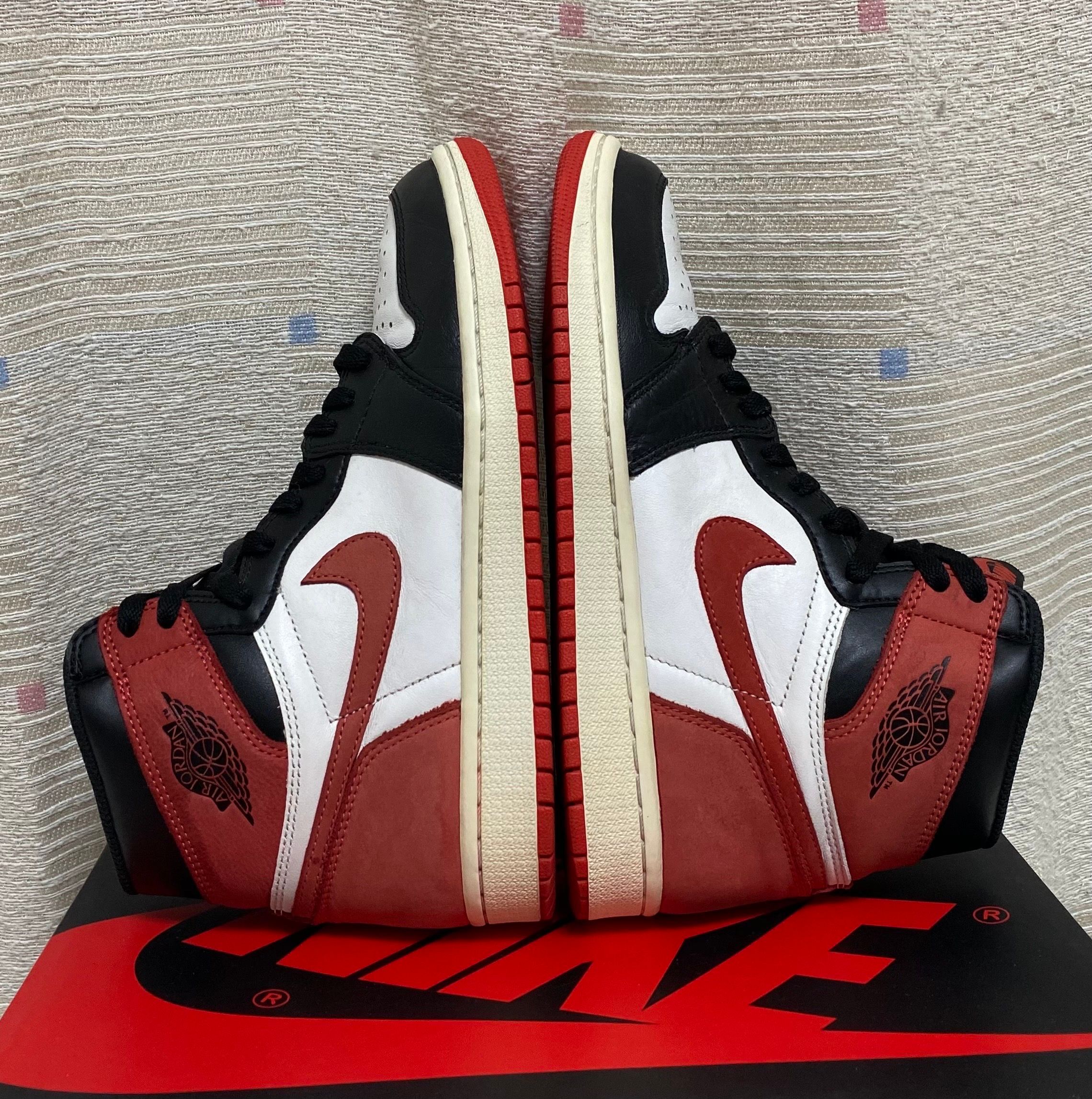 NIKE AIR JORDAN 1 RETRO HIGH "TRACK RED"