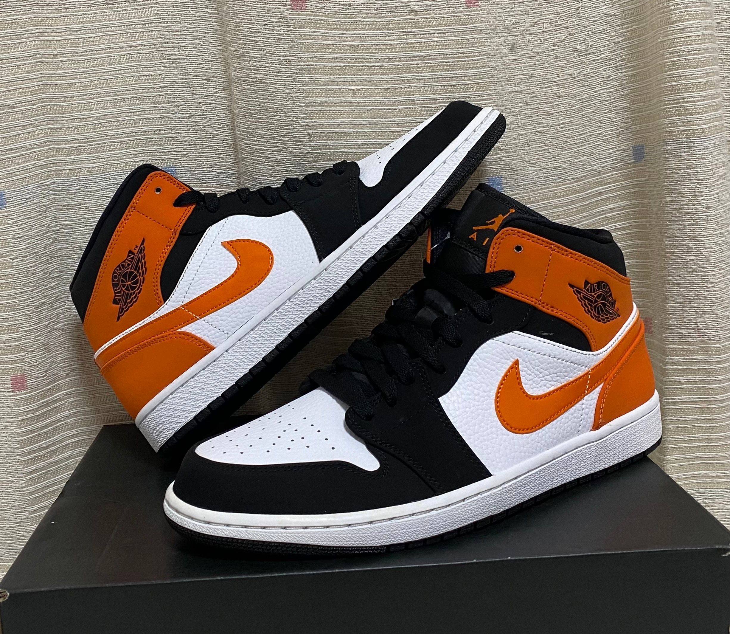 NIKE AIR JORDAN 1 MID "SHATTERED BACKBOARD"