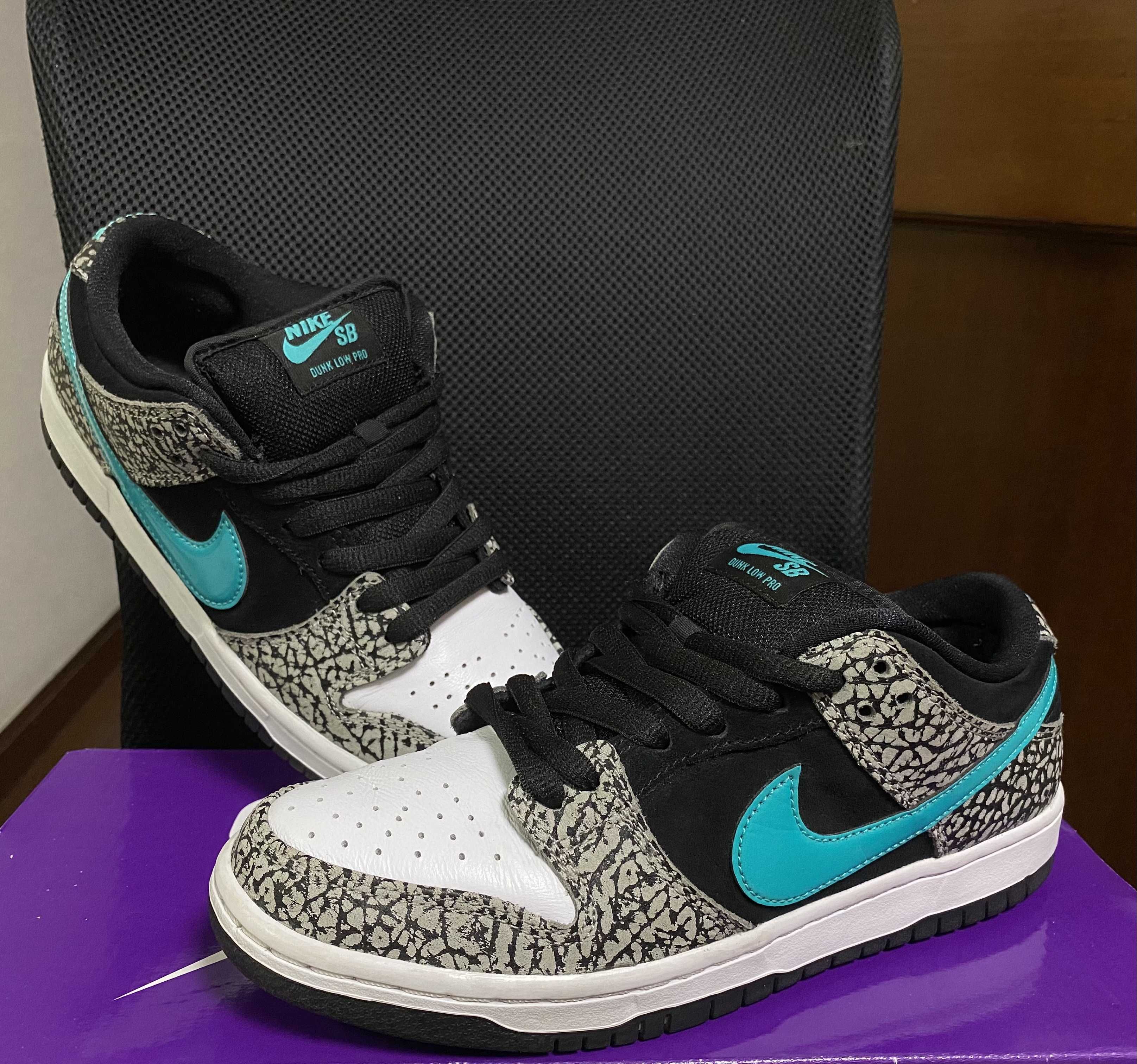 Nike SB Dunk Low "Elephant/Safari"